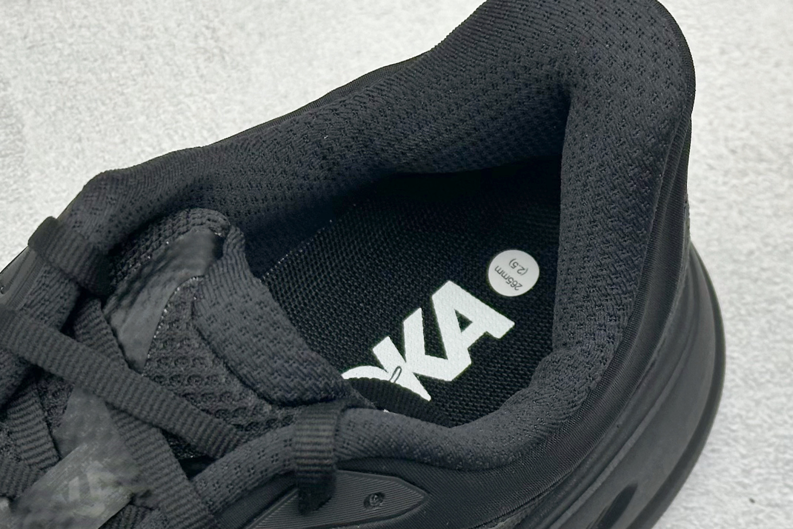 
RS版HOKA ONE ONE Bondi 9 舒适防滑耐磨低帮休闲跑步鞋 

货号：/BBLC
尺码