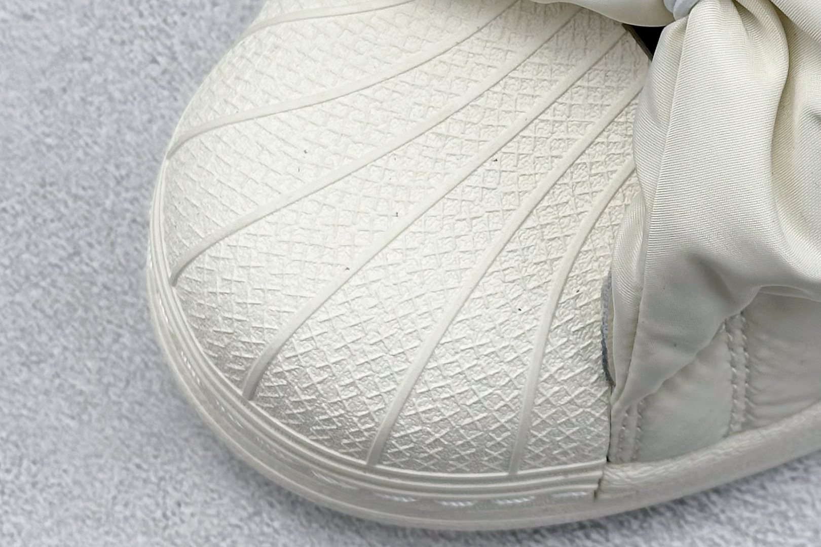 170 Melting Sadness x AdidOriginals Superstar 联名款 贝壳头 ID9474