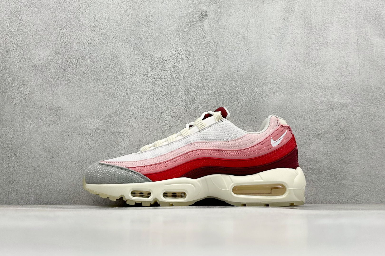 260 Nike Air Max 95 复古减震气垫跑鞋 DM0012-600