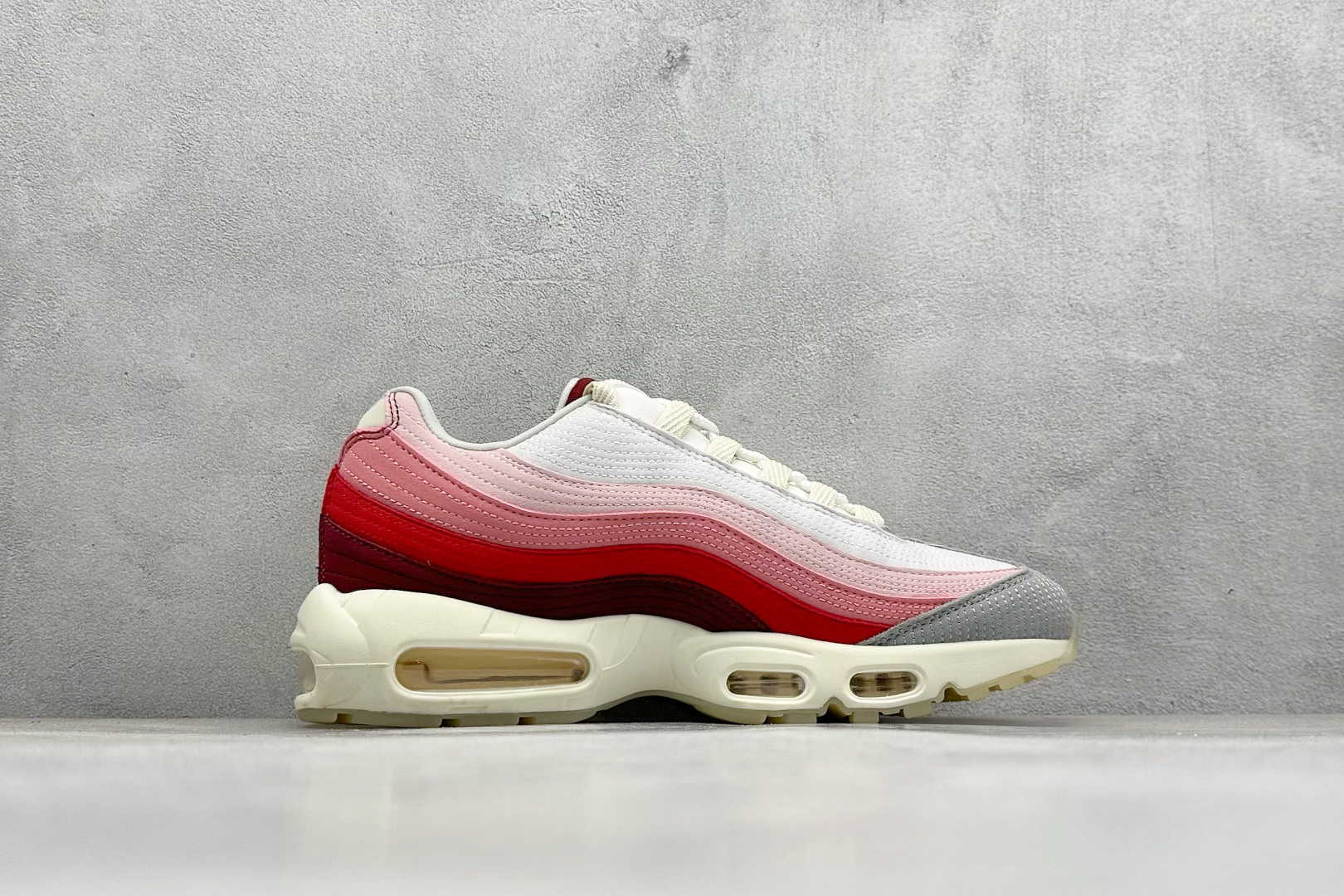 260 Nike Air Max 95 复古减震气垫跑鞋 DM0012-600