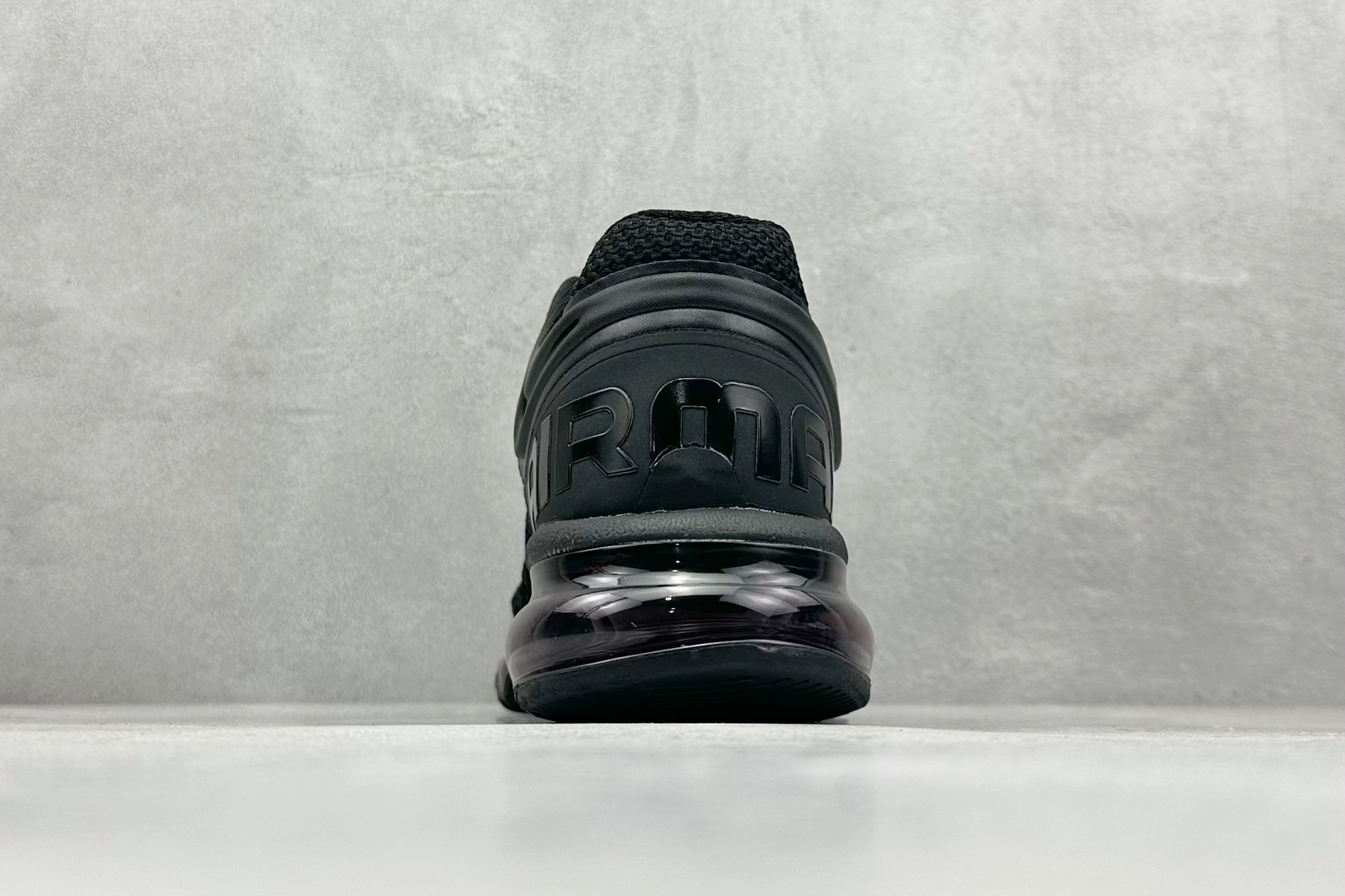 180 Nk Air Max 2013 耐克复古透气网布气垫跑鞋  FZ3156-010