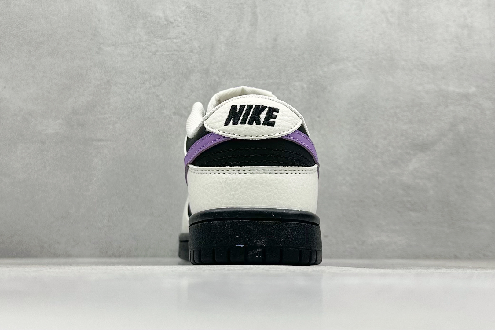240 Nike SB Dunk Low 白黑紫小勾 FX1588-310