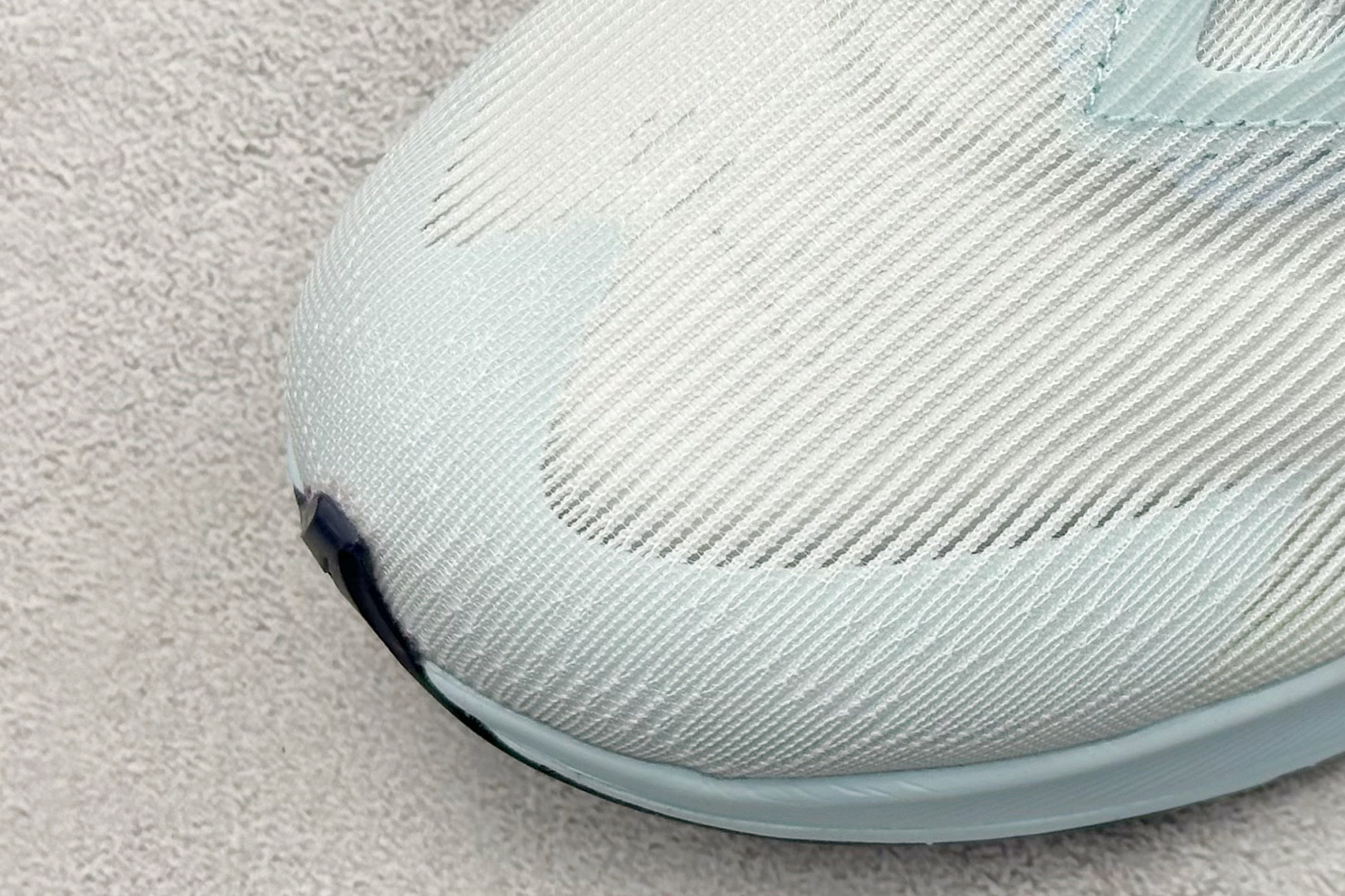 260 F版Nike ZoomX Vaporfly NEXT% 4 马拉松系列公路竞速超轻缓震跑步鞋 HF6412-400