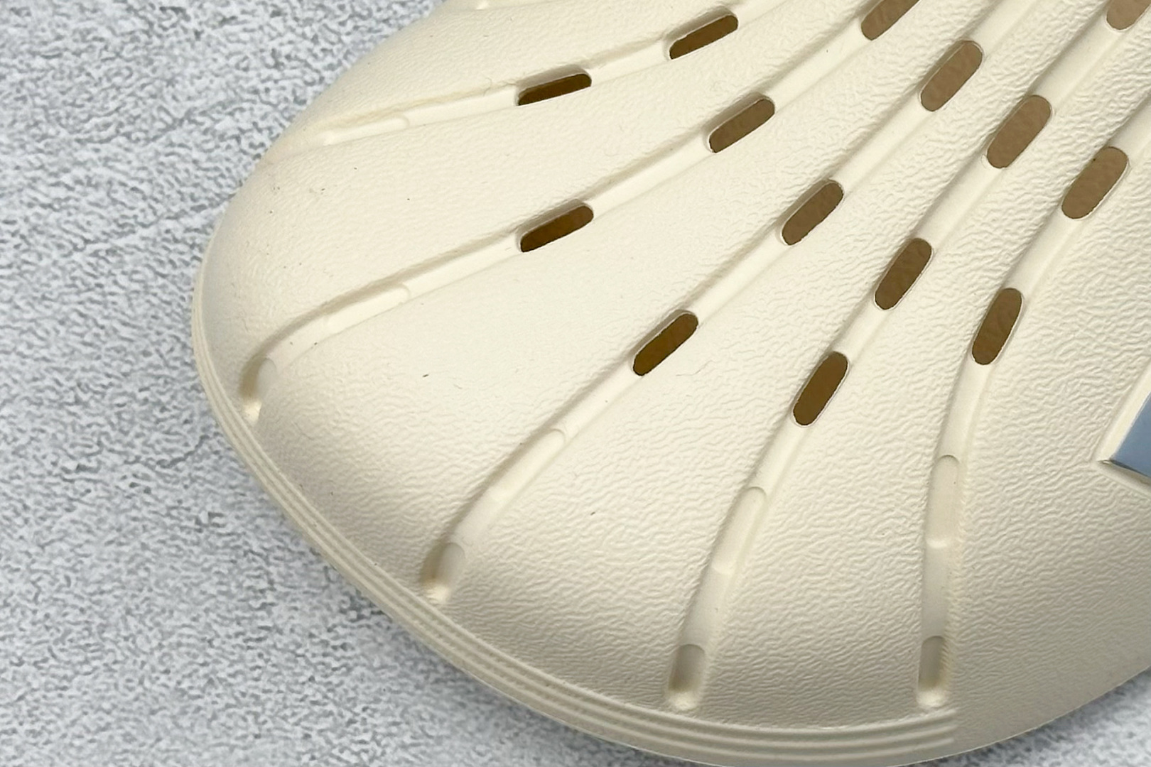90  YH版AD Adilette Clogs 外穿一体成型防滑运动拖鞋 JH9850