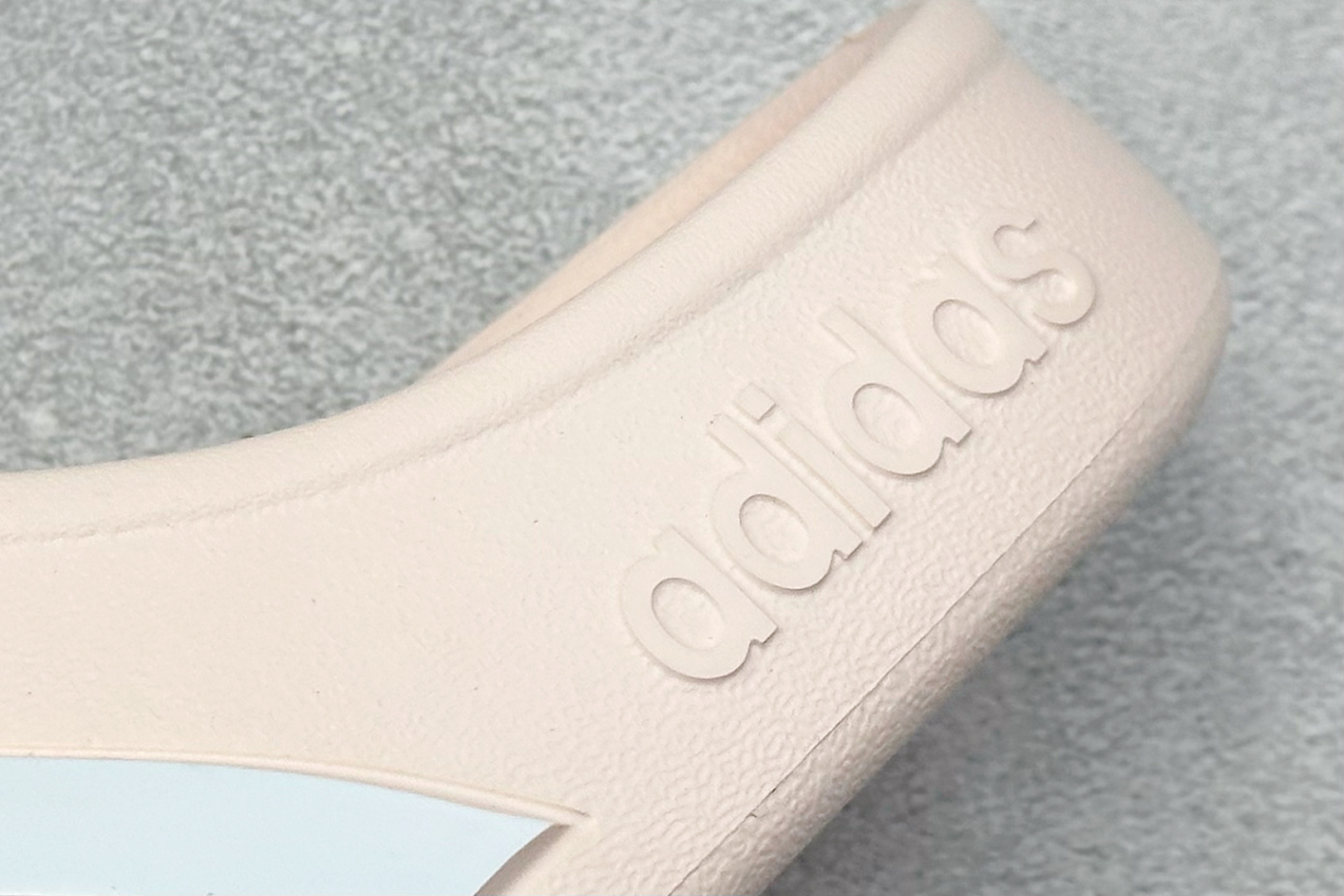 90  YH版AD Adilette Clogs 外穿一体成型防滑运动拖鞋  FY6045