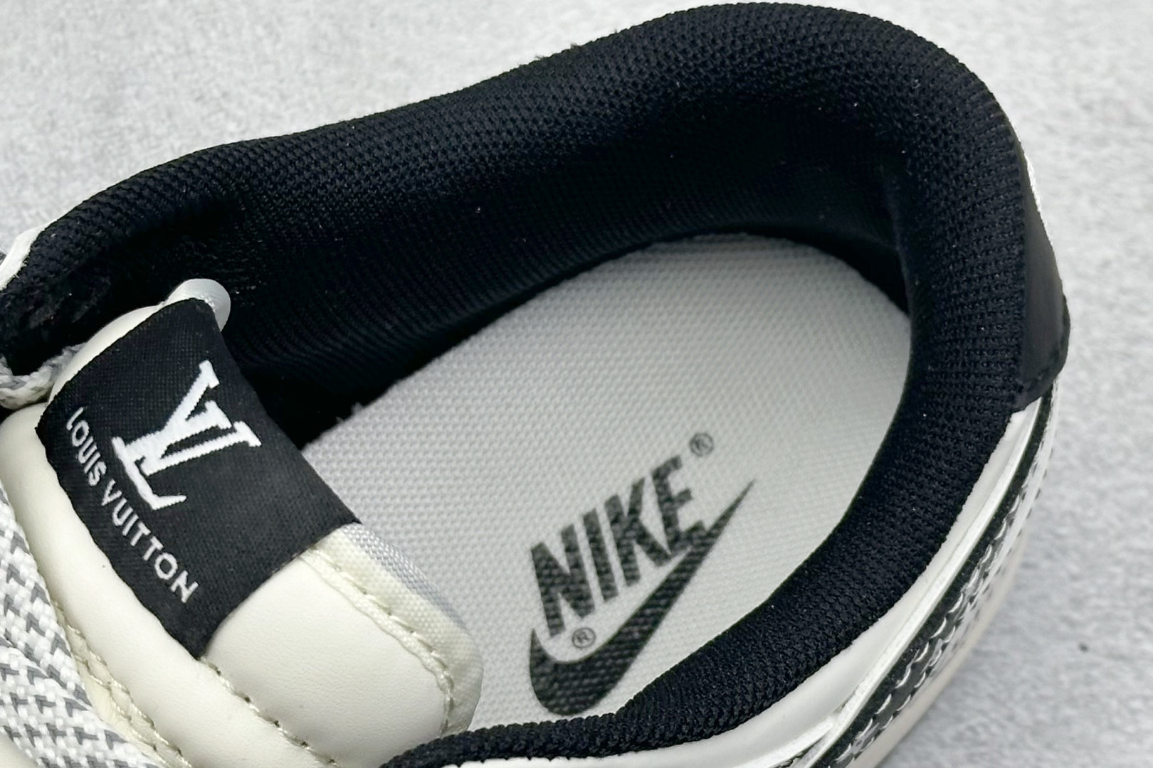 280 XC版Nike SB Dunk Low LV联名 黑勾印花 周年高端定制 低帮休闲板鞋 YX5066-365
