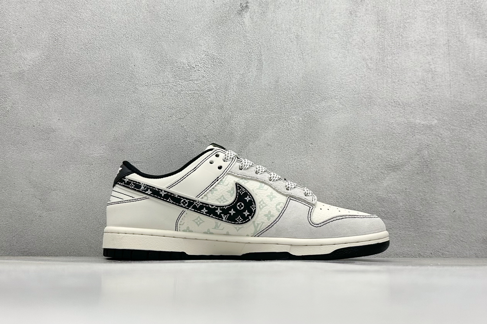 280 XC版Nike SB Dunk Low LV联名 黑勾印花 周年高端定制 低帮休闲板鞋 YX5066-365