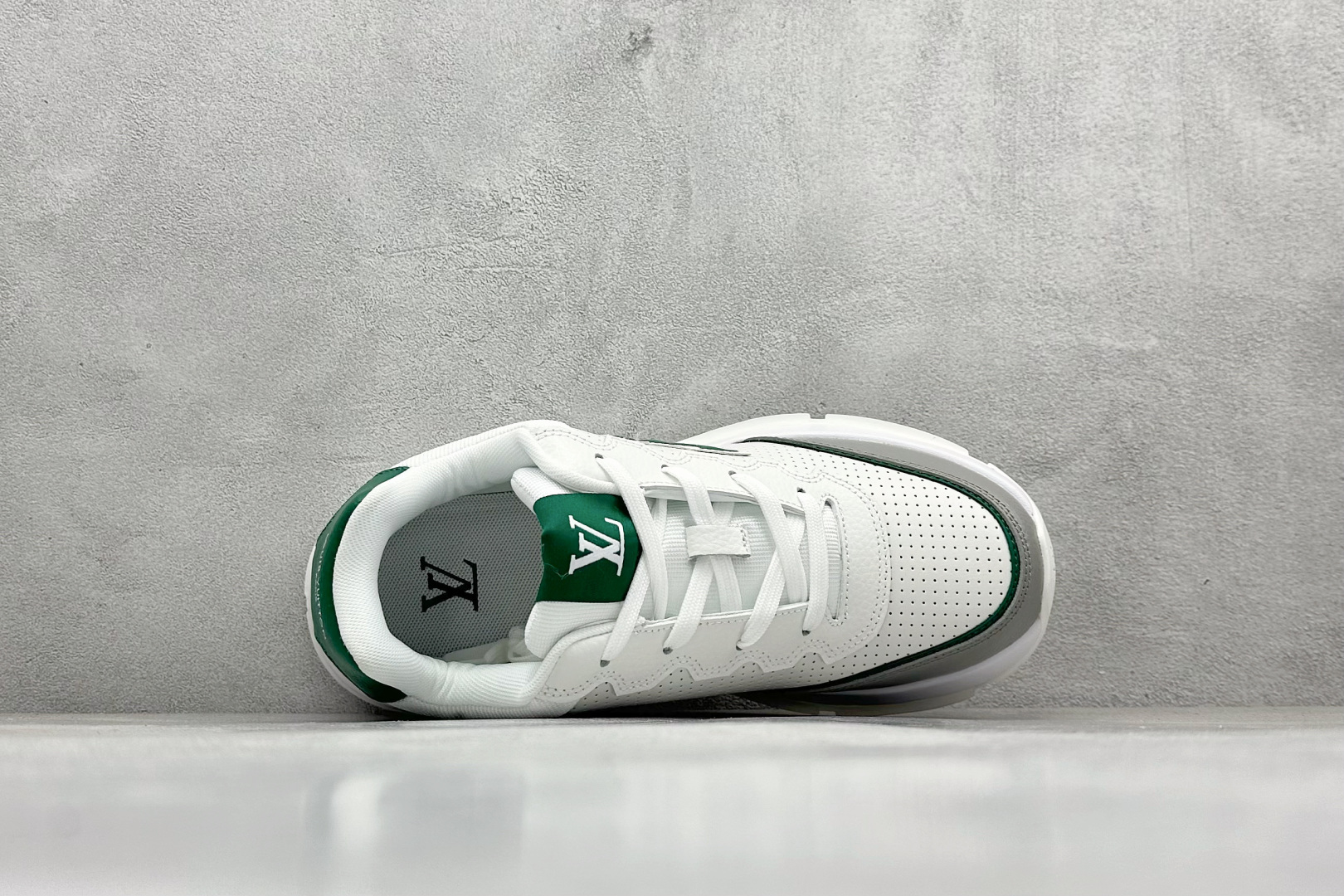 图片[3]-LV路易威登 Louis Vuitton Trainer Sneaker Low 低帮复古休闲运动文化百搭篮球板鞋 尺码：36-45-选品中心