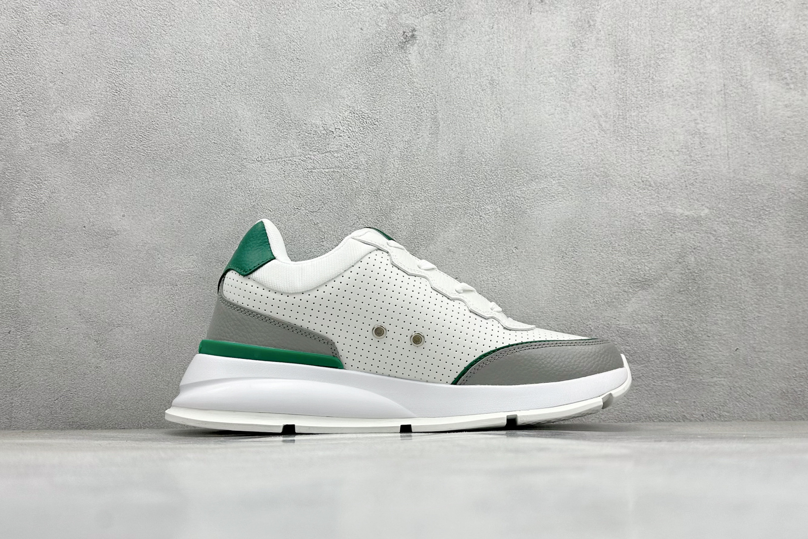 图片[2]-LV路易威登 Louis Vuitton Trainer Sneaker Low 低帮复古休闲运动文化百搭篮球板鞋 尺码：36-45-选品中心