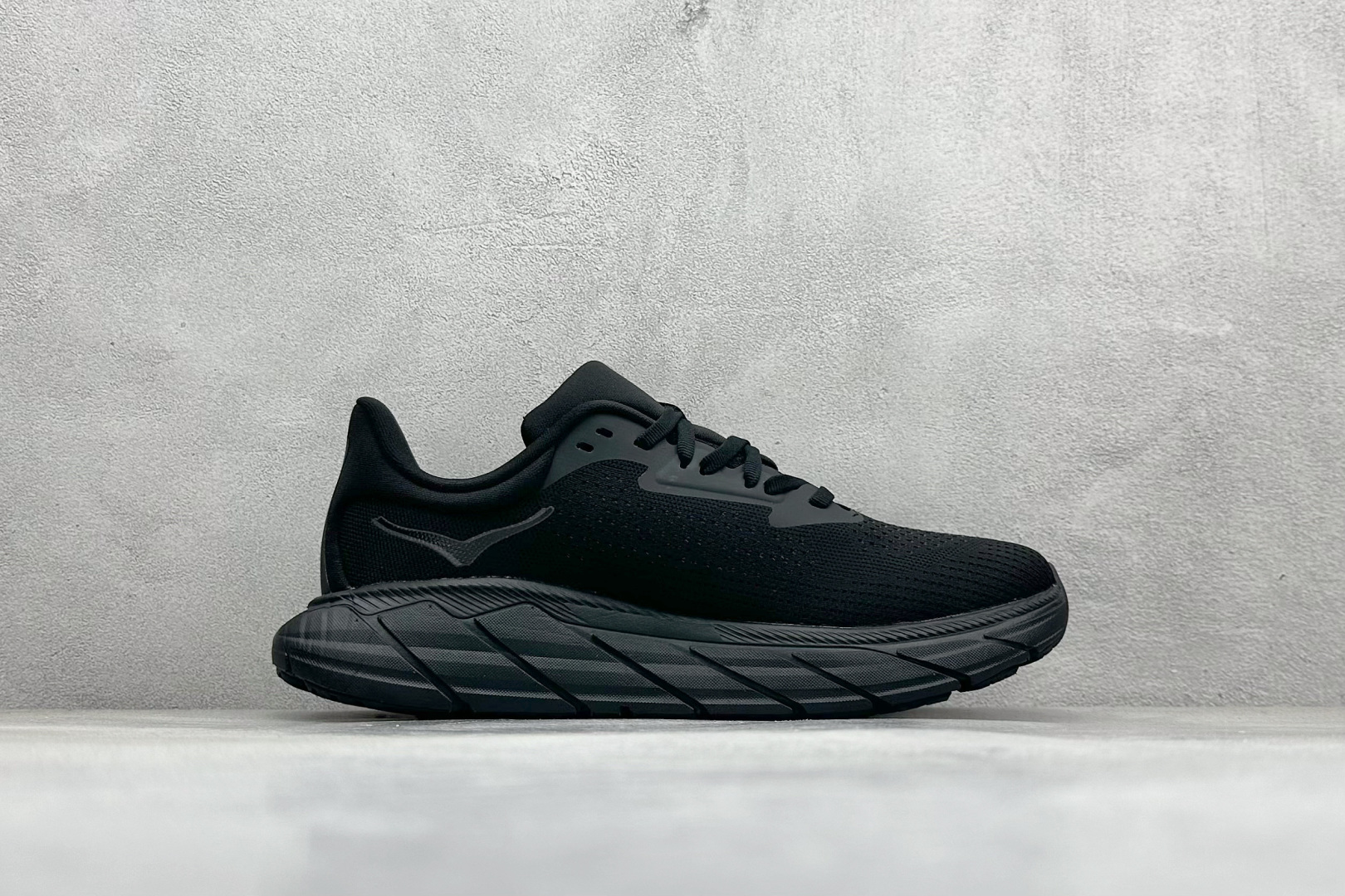 180 BF版HOKA ONE ONE Arahi 7 低帮专业越野跑步鞋  1147850 BBLC