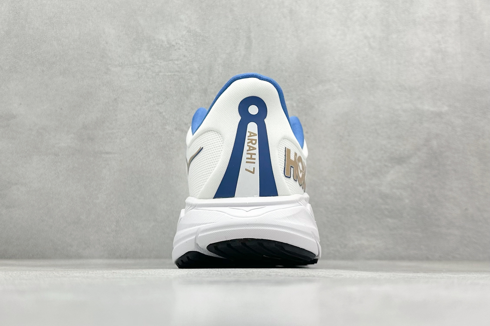 180 BF版HOKA ONE ONE Arahi 7 低帮专业越野跑步鞋 1147870 FTG