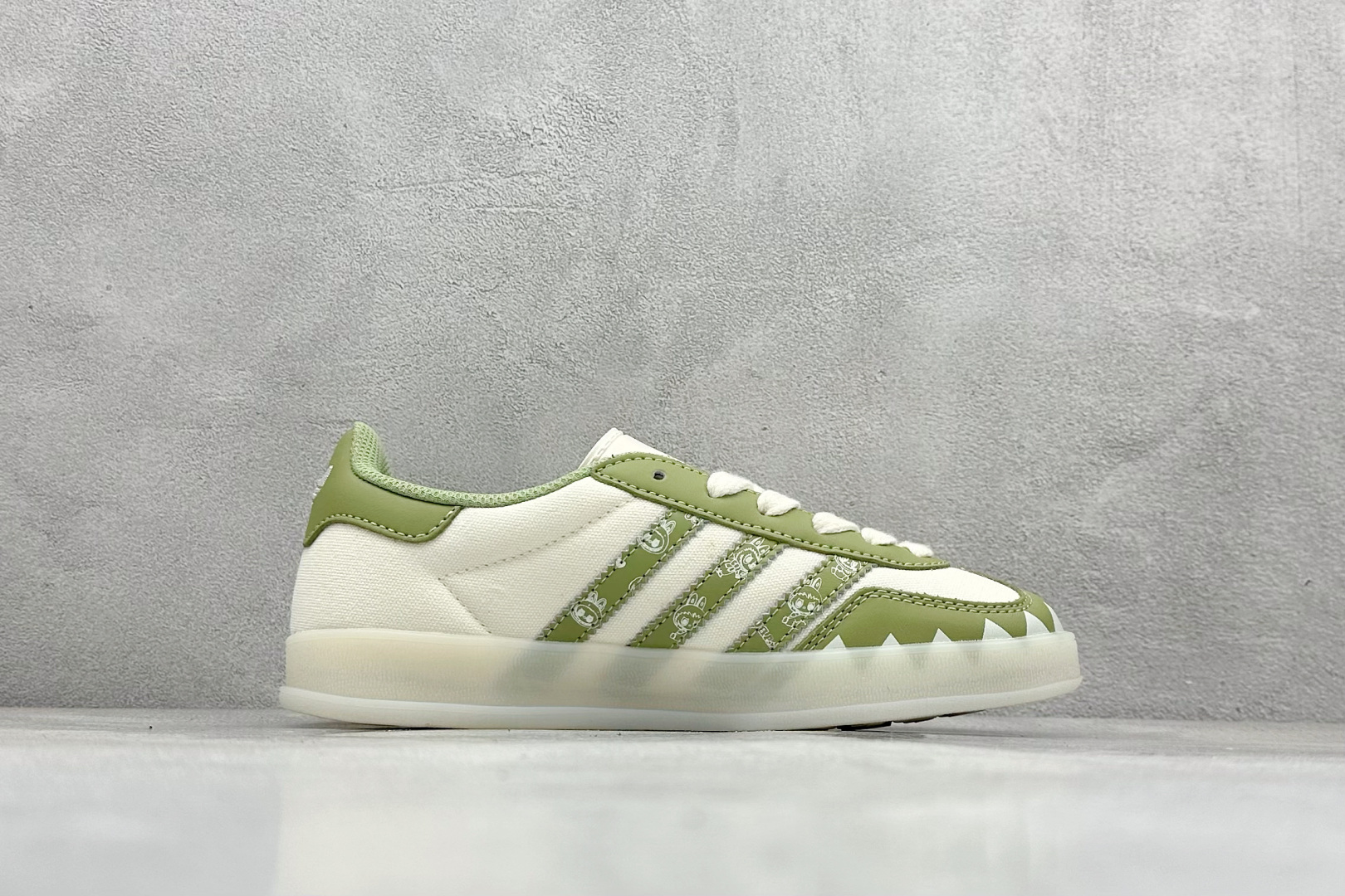 240 adidoriginals Samba OG 绿白拉布布 桑巴舞系列复古经典轻便板鞋 DM1234-019