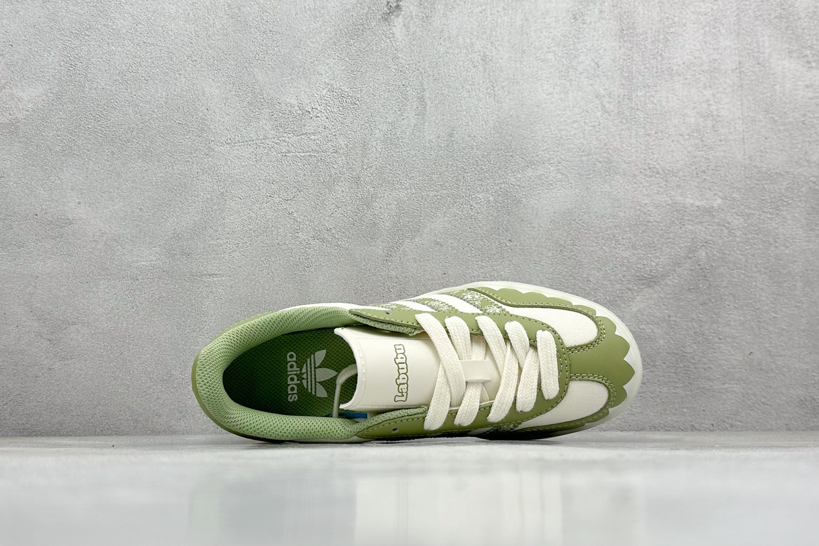 240 adidoriginals Samba OG 绿白拉布布 桑巴舞系列复古经典轻便板鞋 DM1234-019
