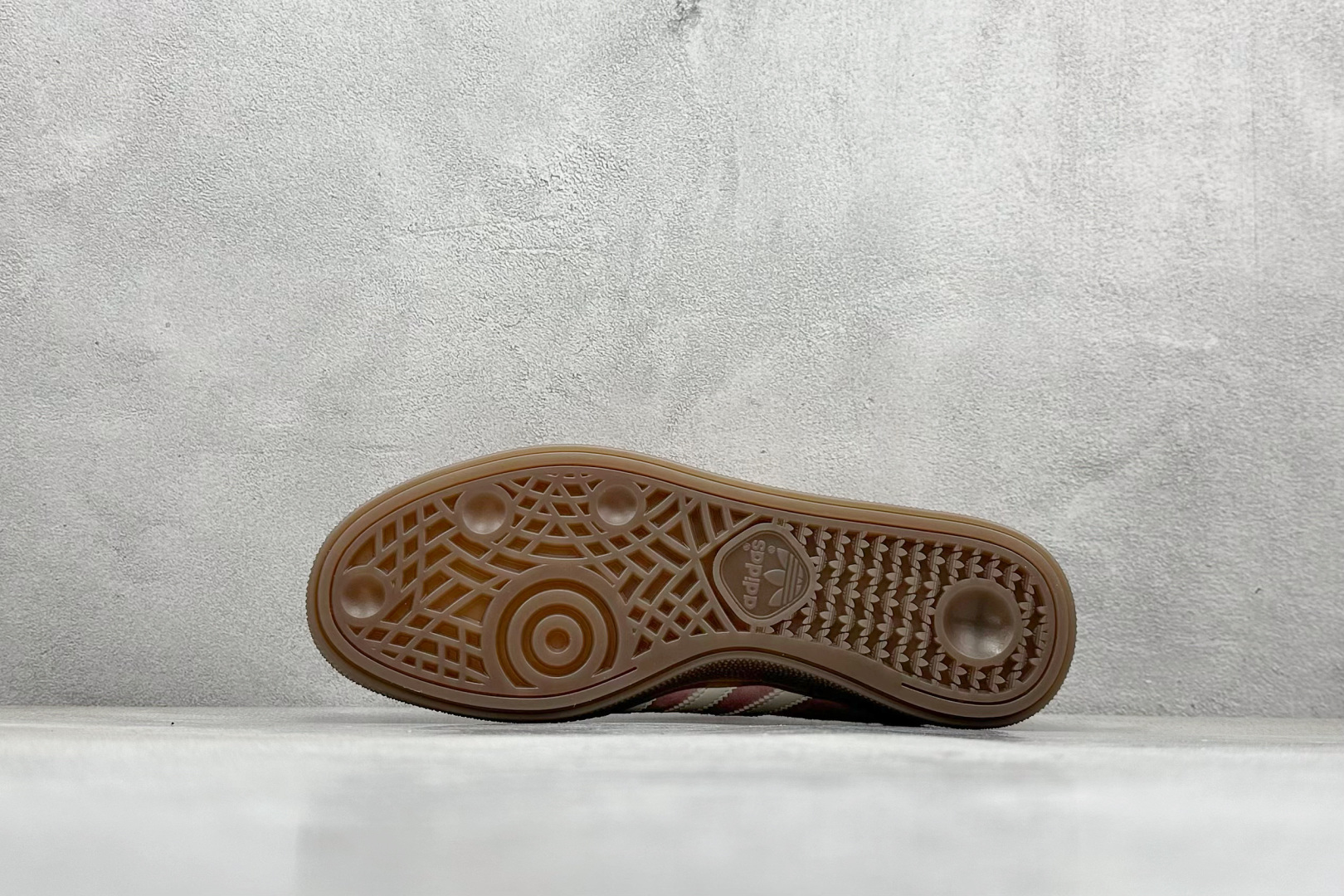 190 AdidHandball Spezial阿迪达斯经典款复古休闲板鞋 KJ6305