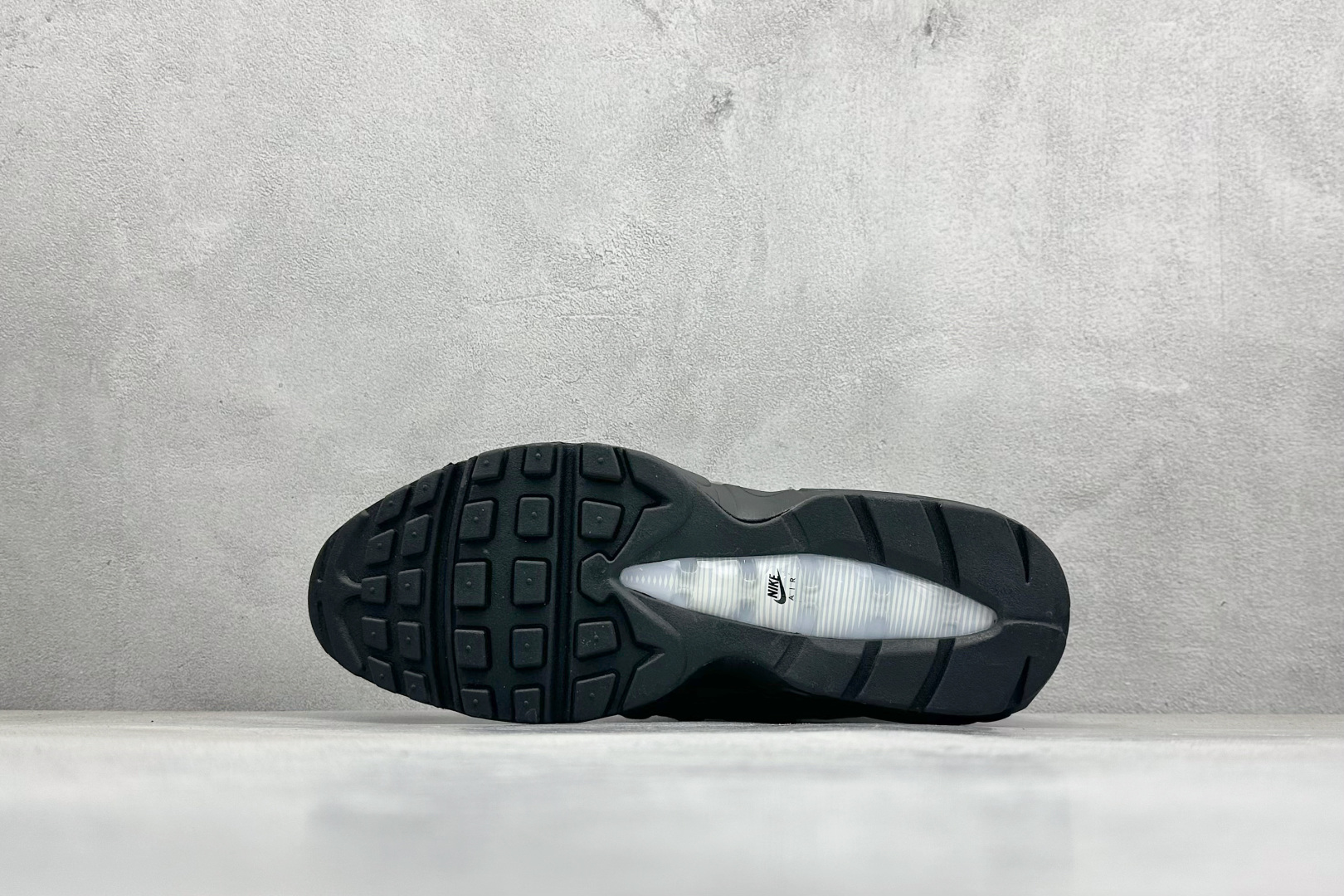 260 Nike Air Max 95 复古减震气垫跑鞋 CD1529-001