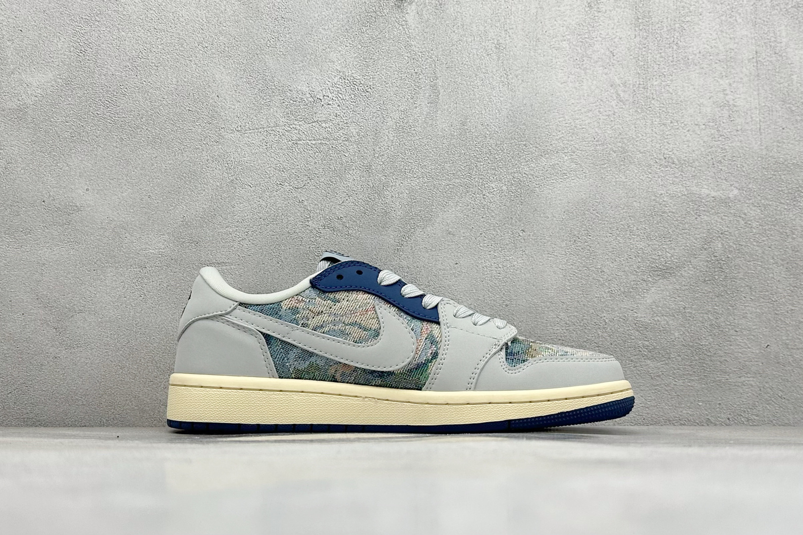图片[2]-福利特价  Travis Scott x Fragment Design x Air Jordan 1 Low OG SP AJ1 乔1 冠希联名-灰蓝针织 低帮文化休闲板鞋 货号：JH6088-707  尺码：36 36.5 37.5 38 38.5 39 40 40.5 41 42 42.5 43 44 44.5 45-选品中心