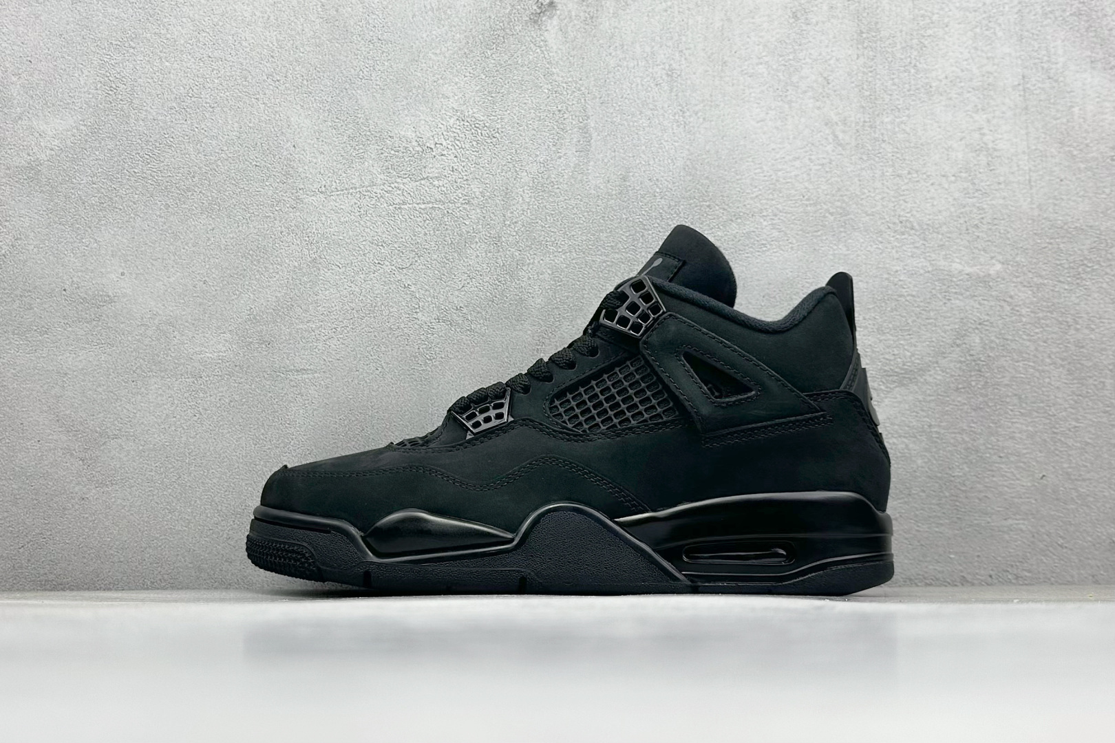 380 F版Air Jordan AJ4 Retro 黑猫  FV5029-010