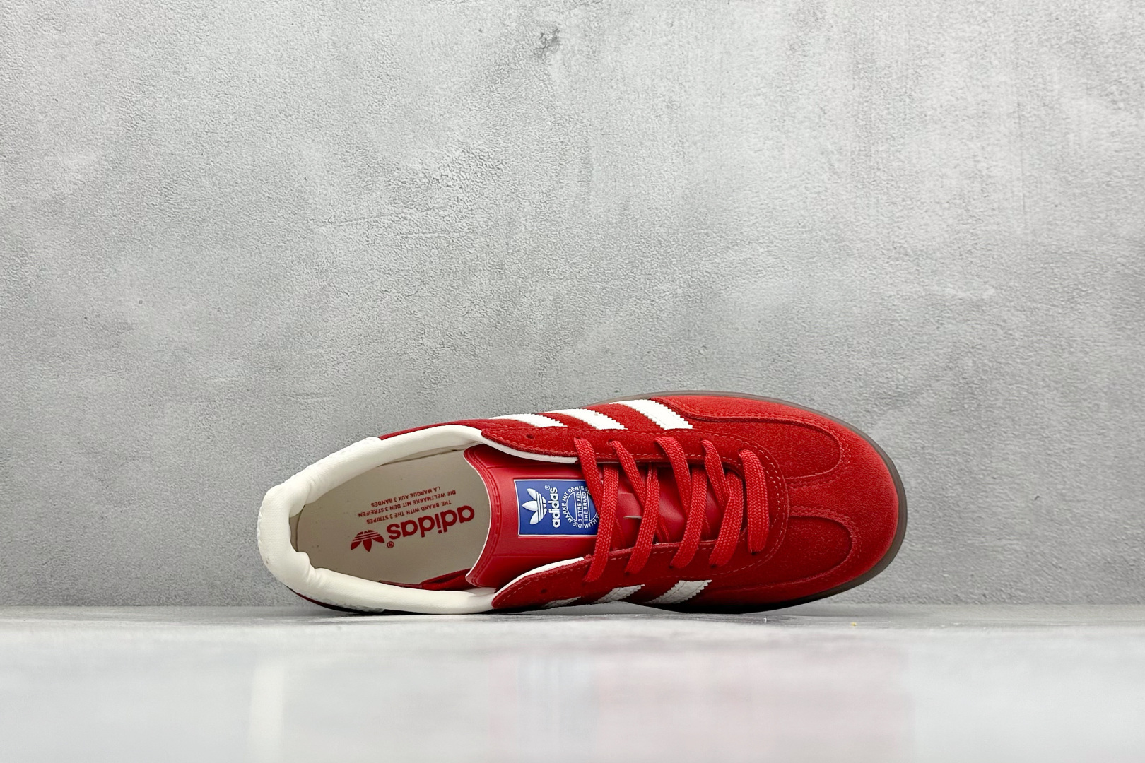 图片[3]-YH长青福利  AD Originals Gazelle INdoor 三叶草休闲防滑耐磨低帮板鞋 鞋头出色设计 塑就出众贴合感 稳固的后跟贴合足部曲线设计 软弹舒适 不易磨脚 橡胶鞋底配合防滑纹路设计 平稳抓地 货号：IF1808-选品中心