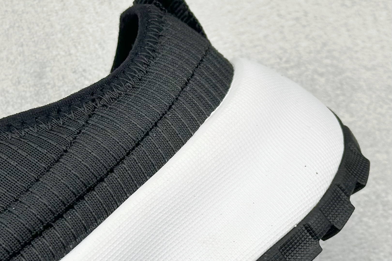 图片[9]-The North Face 北面 户外登山鞋 北面The North Face自1966年创立，由两位热爱登山徒步的年轻登山者于美西旧金山开创，不断透过研发与创新，并且将最先进的技术结合在服装与鞋款设计，生产多种外型帅气且专业能力非常强的户外运动装备而备受欢迎 货号：8A9B-KY4-选品中心