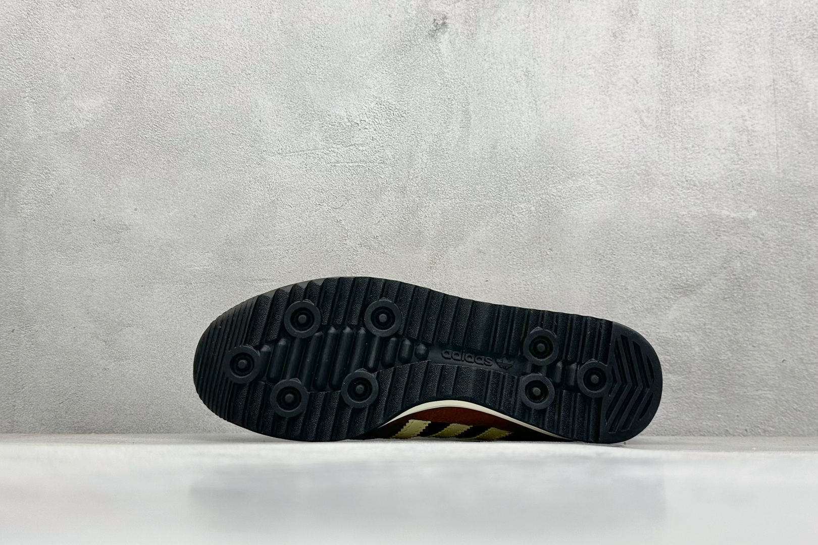 180 AD Originals SL 72 RS 阿迪经典复古慢跑鞋  RS3425