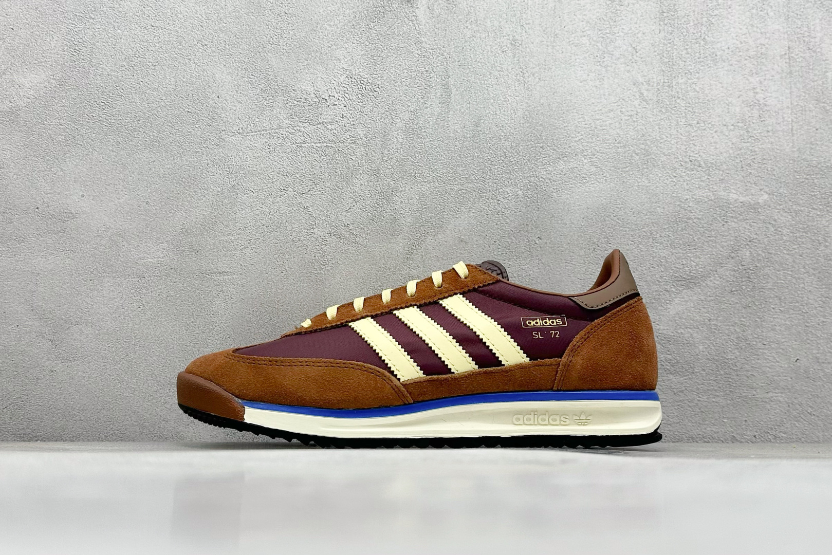 180 AD Originals SL 72 RS 阿迪经典复古慢跑鞋  RS3425