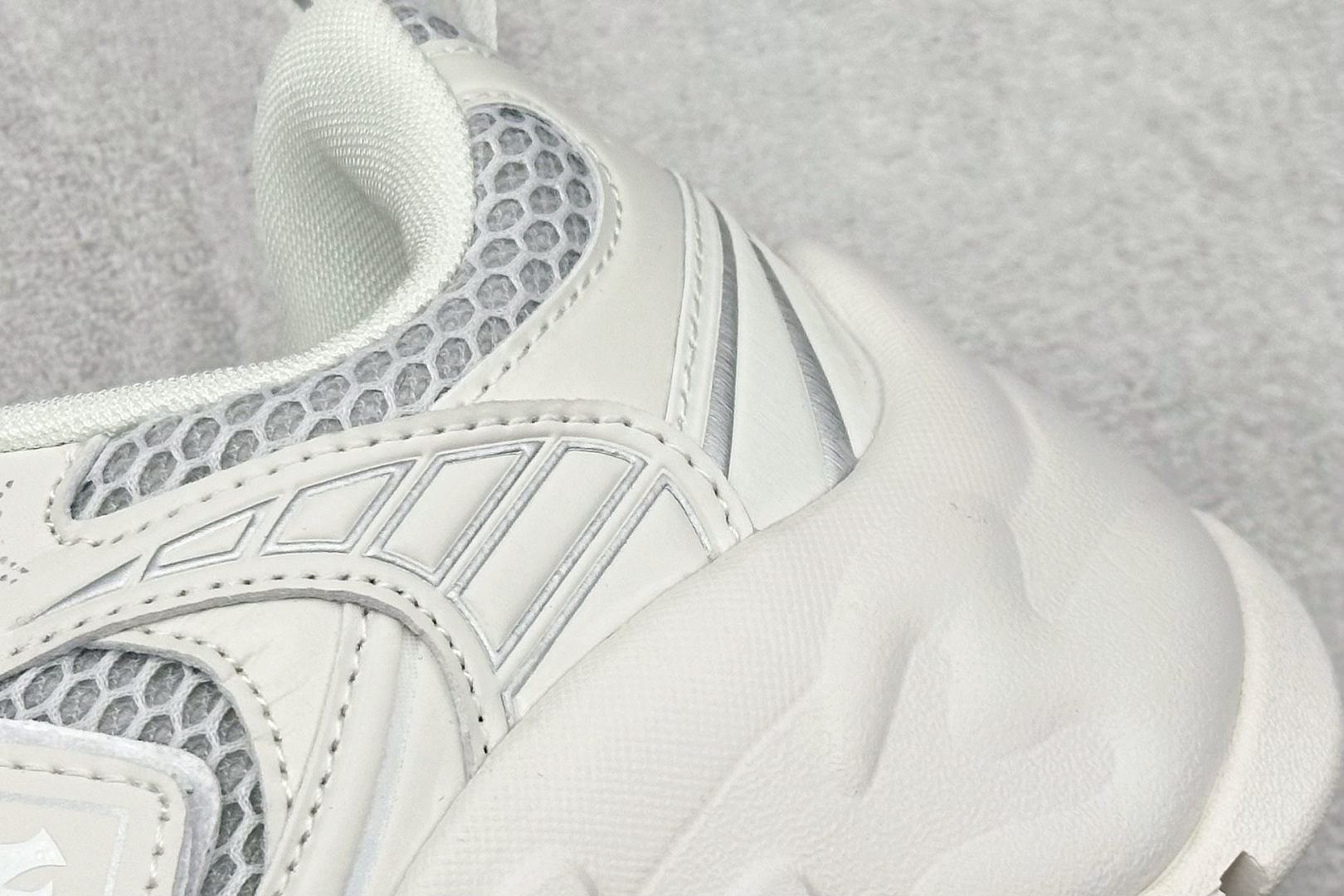 图片[9]-MLB Big Ball Chunky Mesh 厚底老爹系列低帮魔术贴轻量休闲运动慢跑鞋 尺码：35 36 37 37.5 38 38.5 39 40 40.5 41 42 42.5 43 44 45-选品中心