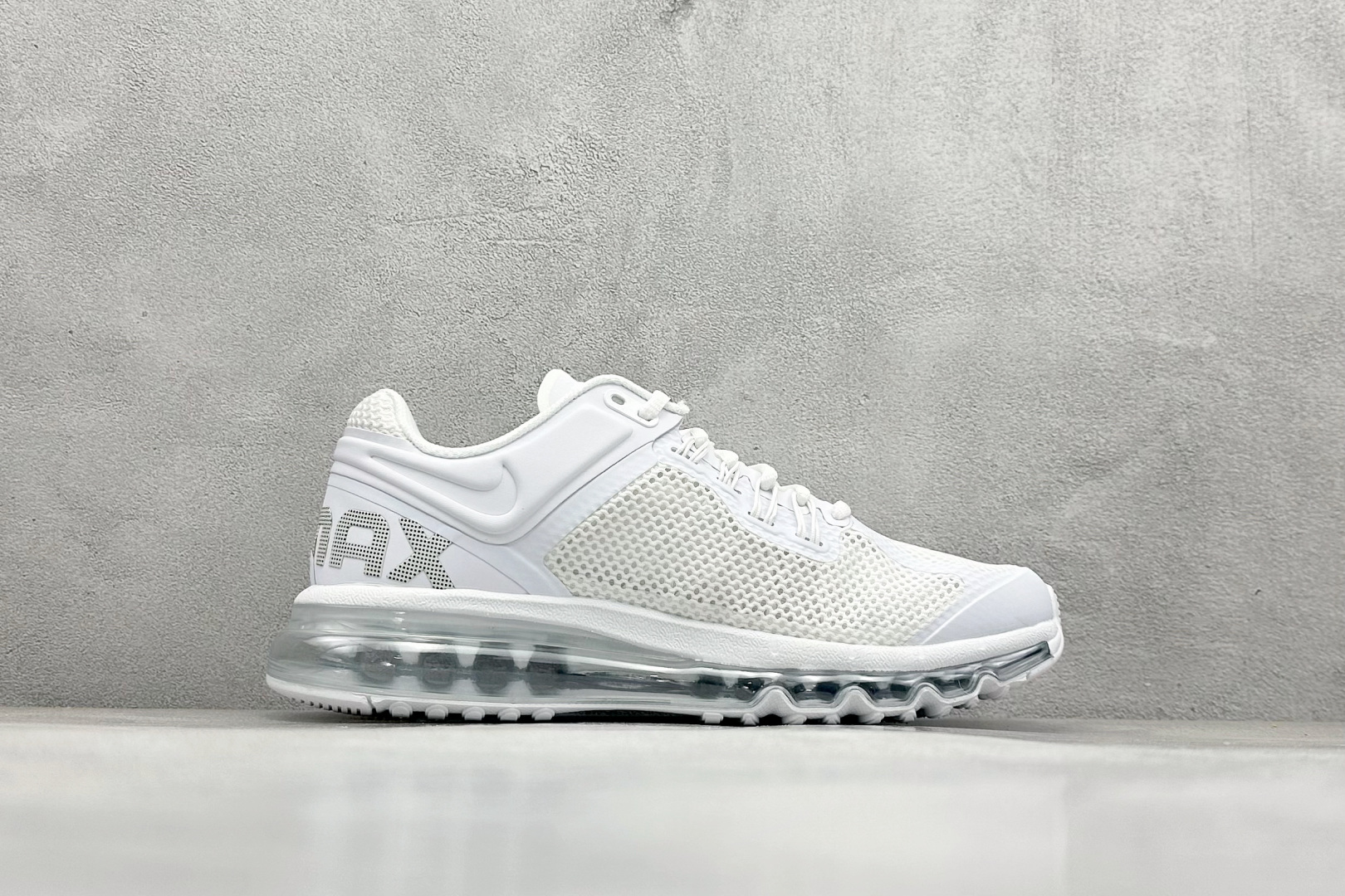 180 NIKE Air Max 2013 耐克复古透气网布 全掌气垫 缓震跑步鞋 HF4884-100