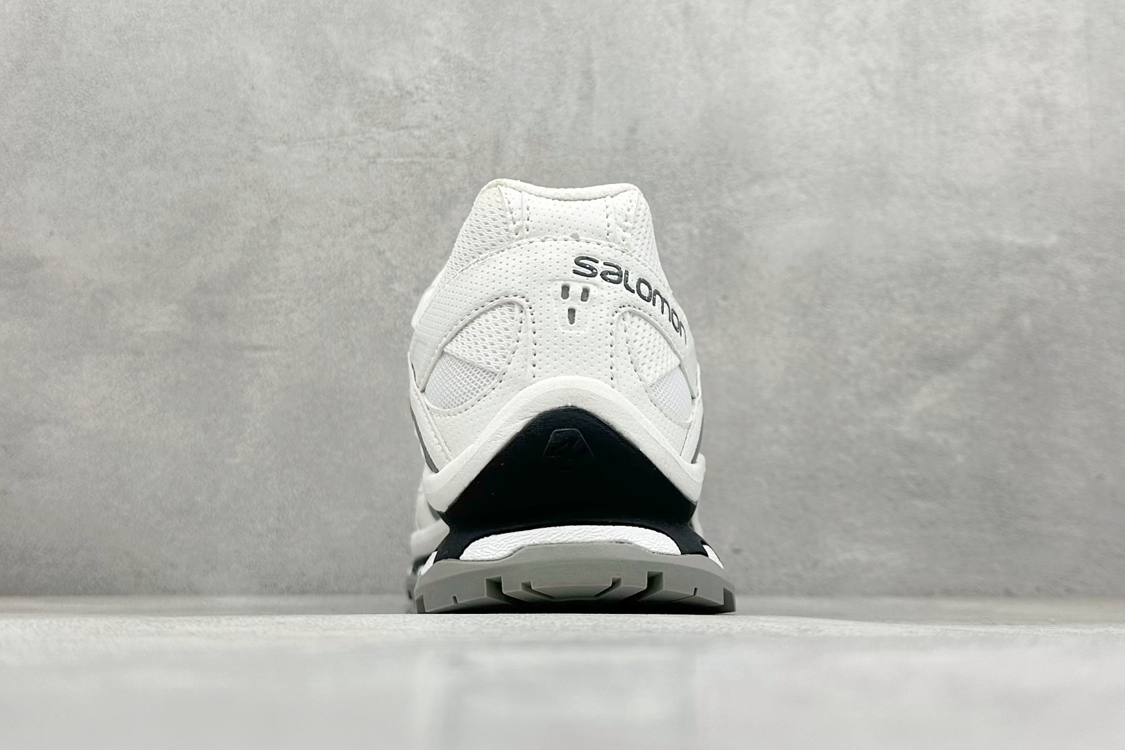 图片[6]-福利特价  Salomon XT-Quest 萨洛蒙复古机能潮流休闲跑鞋 鞋面覆盖TPU支撑 轻量透气欧索莱环保去臭环型组合鞋垫 三层双层组合橡胶ACS科技全地形锯齿防滑大底 UP团队监工打造 原鞋原数据纸板打造 细节提升 平台/外贸/高端零售专供品质 货号：410523 36 GO 尺码：36 36.5 37 38 38.5 39 40 40.5 41 42 42.5 43 44 45-选品中心