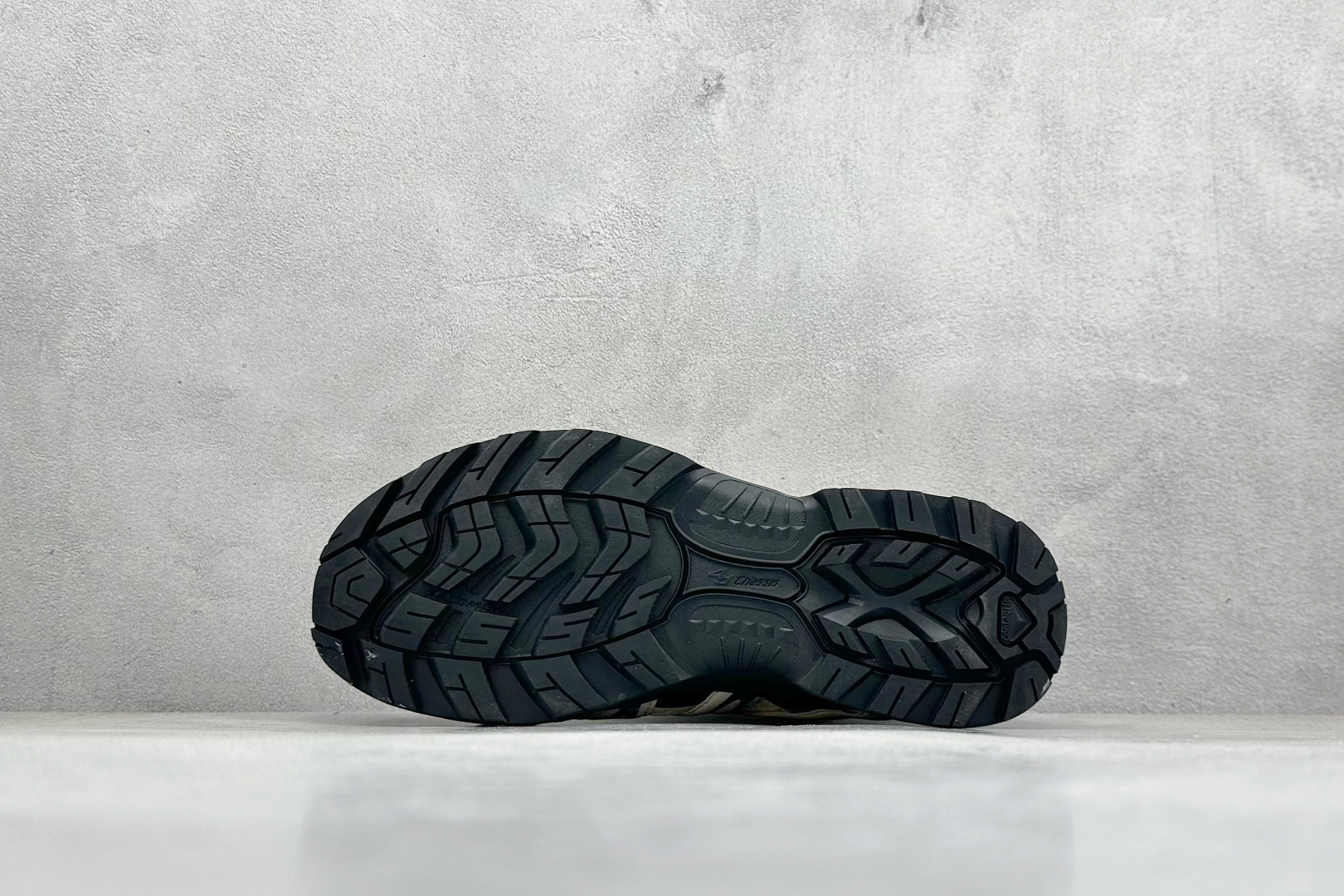 图片[4]-福利特价  Salomon XT-Quest 萨洛蒙复古机能潮流休闲跑鞋 鞋面覆盖TPU支撑 轻量透气欧索莱环保去臭环型组合鞋垫 三层双层组合橡胶ACS科技全地形锯齿防滑大底 UP团队监工打造 原鞋原数据纸板打造 细节提升 平台/外贸/高端零售专供品质 货号：477810 21 GO 尺码：36 36.5 37 38 38.5 39 40 40.5 41 42 42.5 43 44 45-选品中心