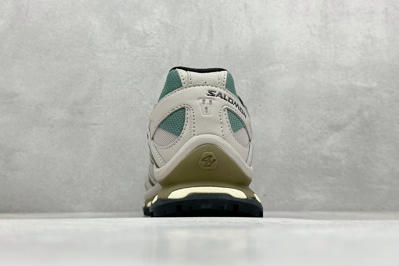 图片[6]-福利特价  Salomon XT-Quest 萨洛蒙复古机能潮流休闲跑鞋 鞋面覆盖TPU支撑 轻量透气欧索莱环保去臭环型组合鞋垫 三层双层组合橡胶ACS科技全地形锯齿防滑大底 UP团队监工打造 原鞋原数据纸板打造 细节提升 平台/外贸/高端零售专供品质 货号：474790 27 GO 尺码：36 36.5 37 38 38.5 39 40 40.5 41 42 42.5 43 44 45-选品中心