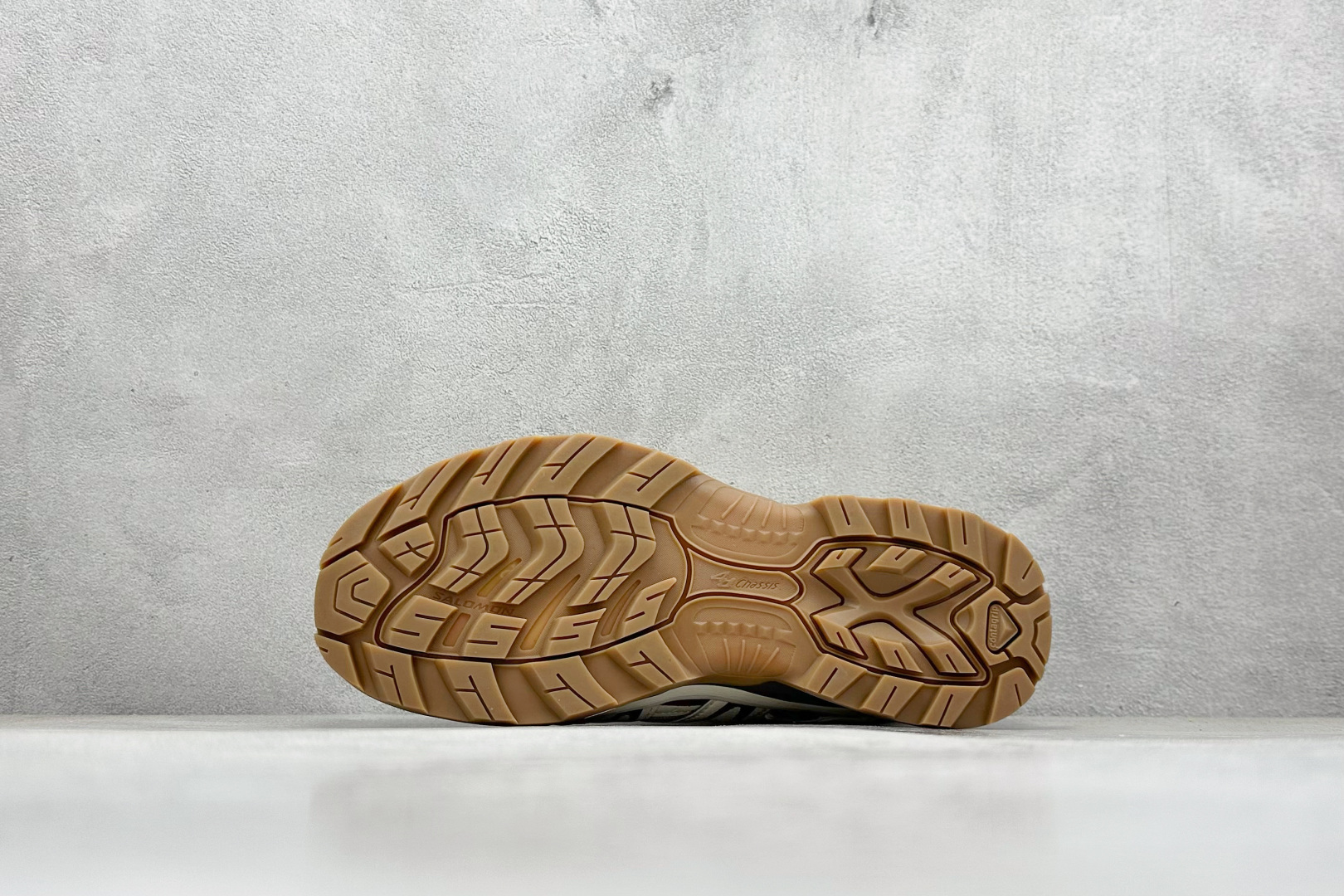 图片[4]-福利特价  Salomon XT-Quest 萨洛蒙复古机能潮流休闲跑鞋 鞋面覆盖TPU支撑 轻量透气欧索莱环保去臭环型组合鞋垫 三层双层组合橡胶ACS科技全地形锯齿防滑大底 UP团队监工打造 原鞋原数据纸板打造 细节提升 平台/外贸/高端零售专供品质 货号：475413 24 GO 尺码：36 36.5 37 38 38.5 39 40 40.5 41 42 42.5 43 44 45-选品中心