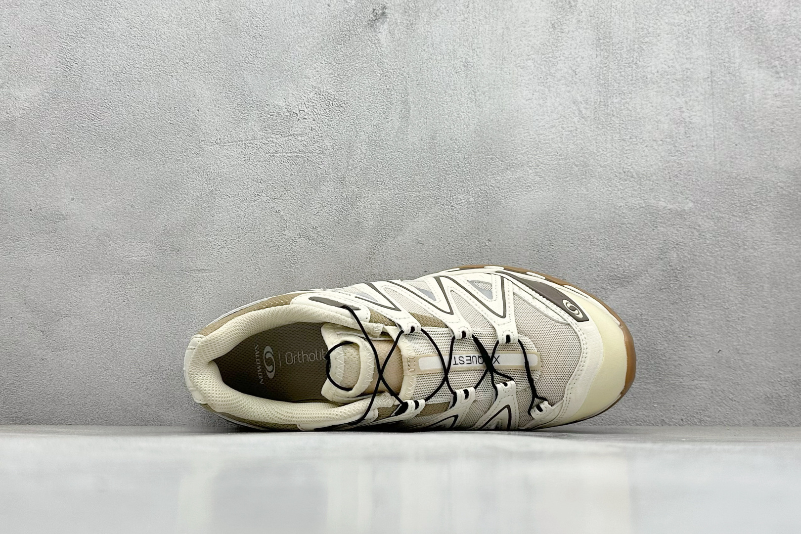 图片[3]-福利特价  Salomon XT-Quest 萨洛蒙复古机能潮流休闲跑鞋 鞋面覆盖TPU支撑 轻量透气欧索莱环保去臭环型组合鞋垫 三层双层组合橡胶ACS科技全地形锯齿防滑大底 UP团队监工打造 原鞋原数据纸板打造 细节提升 平台/外贸/高端零售专供品质 货号：475413 24 GO 尺码：36 36.5 37 38 38.5 39 40 40.5 41 42 42.5 43 44 45-选品中心