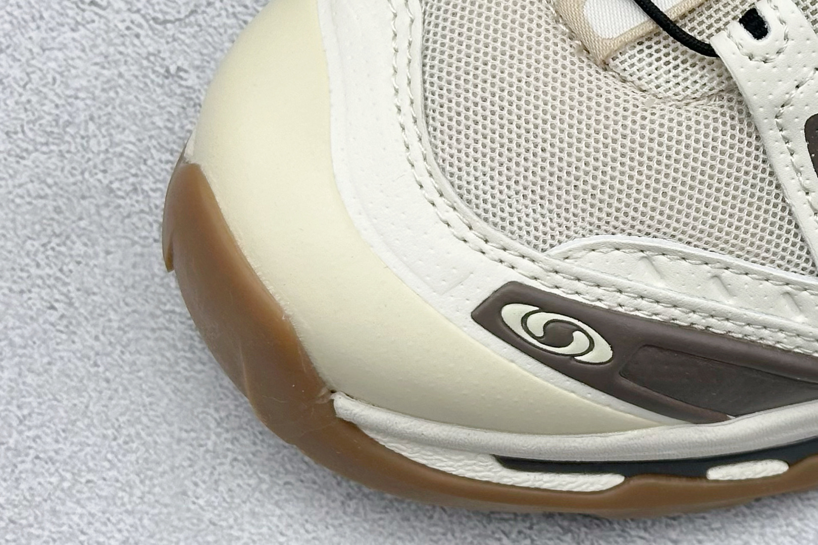 图片[7]-福利特价  Salomon XT-Quest 萨洛蒙复古机能潮流休闲跑鞋 鞋面覆盖TPU支撑 轻量透气欧索莱环保去臭环型组合鞋垫 三层双层组合橡胶ACS科技全地形锯齿防滑大底 UP团队监工打造 原鞋原数据纸板打造 细节提升 平台/外贸/高端零售专供品质 货号：475413 24 GO 尺码：36 36.5 37 38 38.5 39 40 40.5 41 42 42.5 43 44 45-选品中心