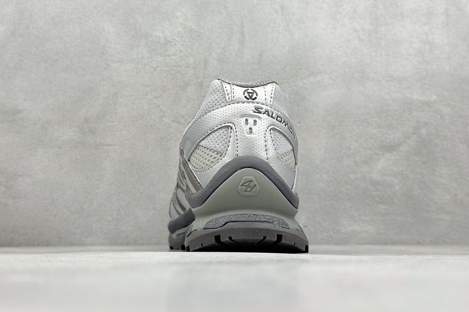 图片[6]-福利特价  Salomon XT-Quest 萨洛蒙复古机能潮流休闲跑鞋 鞋面覆盖TPU支撑 轻量透气欧索莱环保去臭环型组合鞋垫 三层双层组合橡胶ACS科技全地形锯齿防滑大底 UP团队监工打造 原鞋原数据纸板打造 细节提升 平台/外贸/高端零售专供品质 货号：474193 29 GO 尺码：36 36.5 37 38 38.5 39 40 40.5 41 42 42.5 43 44 45-选品中心