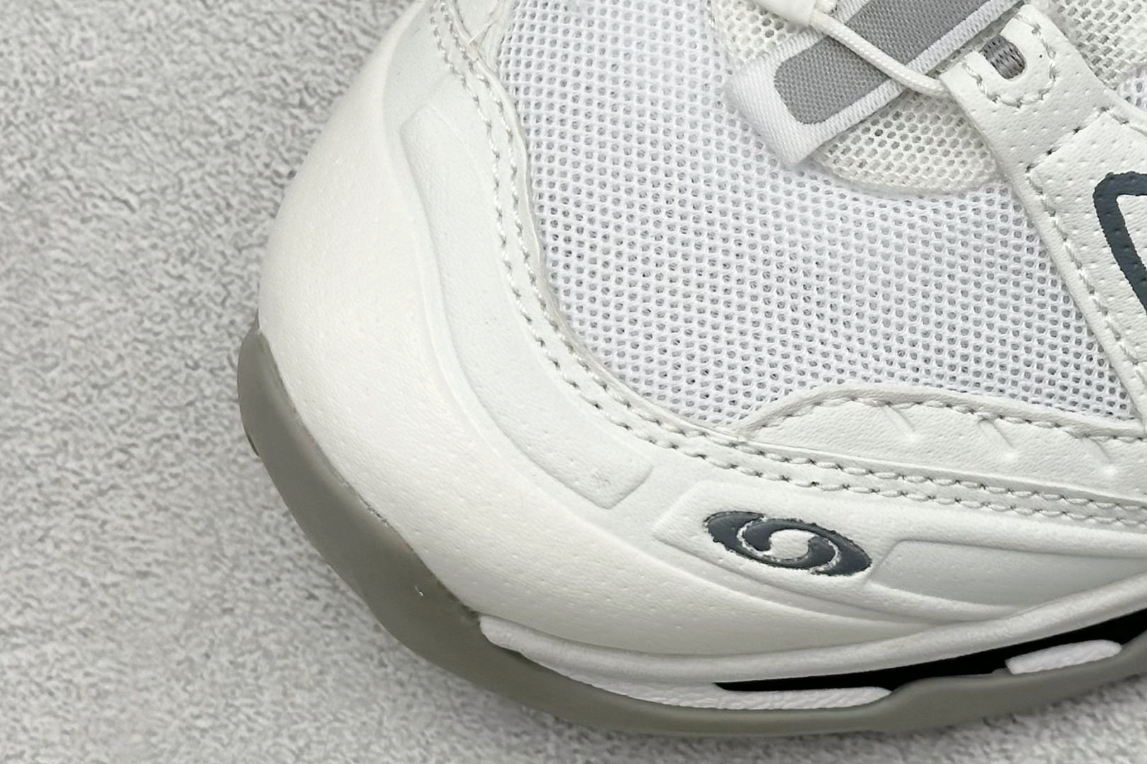 图片[7]-福利特价  Salomon XT-Quest 萨洛蒙复古机能潮流休闲跑鞋 鞋面覆盖TPU支撑 轻量透气欧索莱环保去臭环型组合鞋垫 三层双层组合橡胶ACS科技全地形锯齿防滑大底 UP团队监工打造 原鞋原数据纸板打造 细节提升 平台/外贸/高端零售专供品质 货号：410523 36 G0 尺码：36 36.5 37 38 38.5 39 40 40.5 41 42 42.5 43 44 45-选品中心