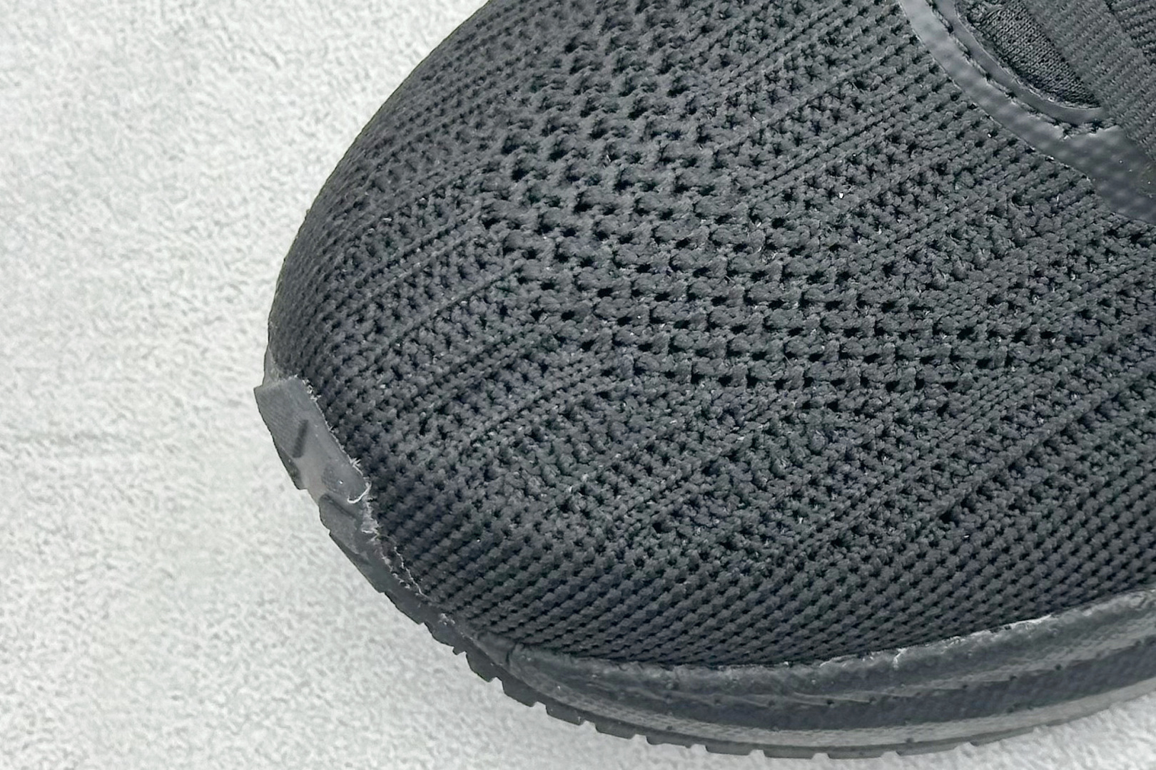 图片[7]-SF版Saucony Triumph 21 索康尼旗舰级缓震型跑鞋 全新FLAT-KNIT鞋面 更能柔软包裹锁定脚面 PWRRUN+缓震中底重新调教的中底材料 回弹更好 10MM的坡差 更适合大部分人的跑姿 7MM PWRRUN+鞋垫进一步提升缓震回弹性能 XT-900升级橡胶大底 让抓地力与耐磨性更进一步 货号： S20881 尺码： 36 37.5 38 38.5 39 40 40.5 41 42 42.5 43 44 45-选品中心