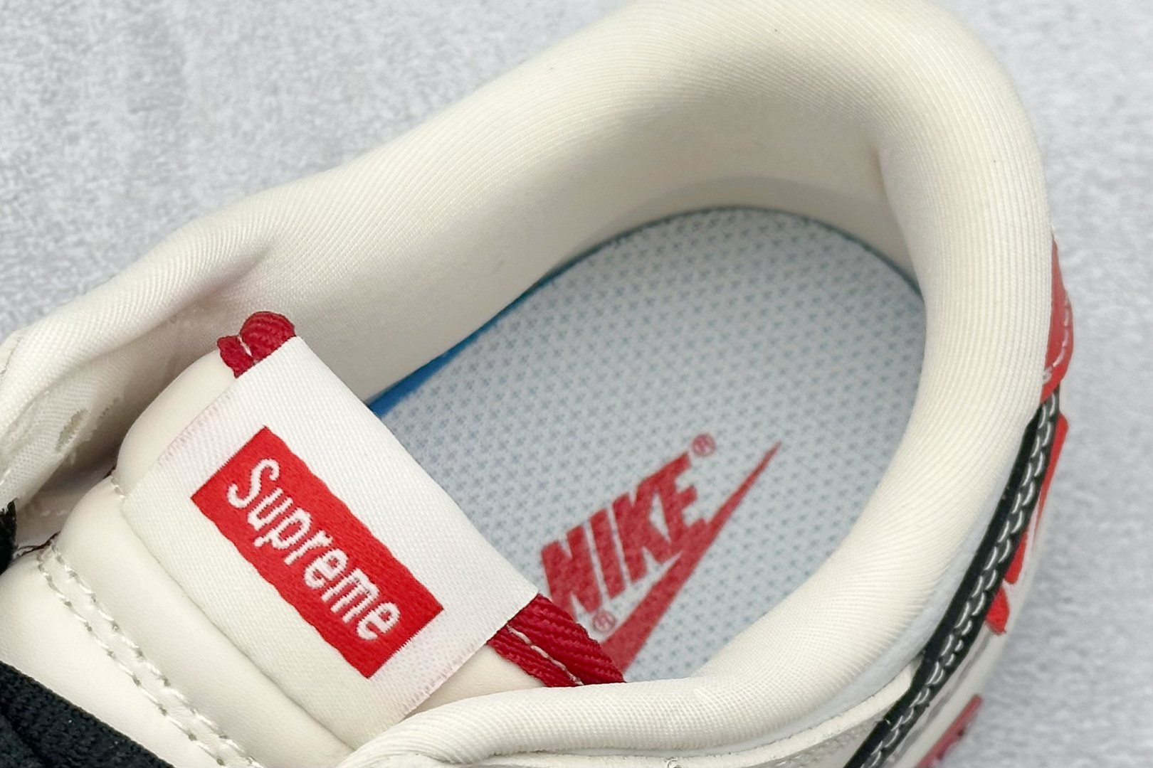 280 SC版Nike SB Dunk Low Sup联名 白卡其三小勾 周年高端定制 低帮休闲板鞋  SC9207-427