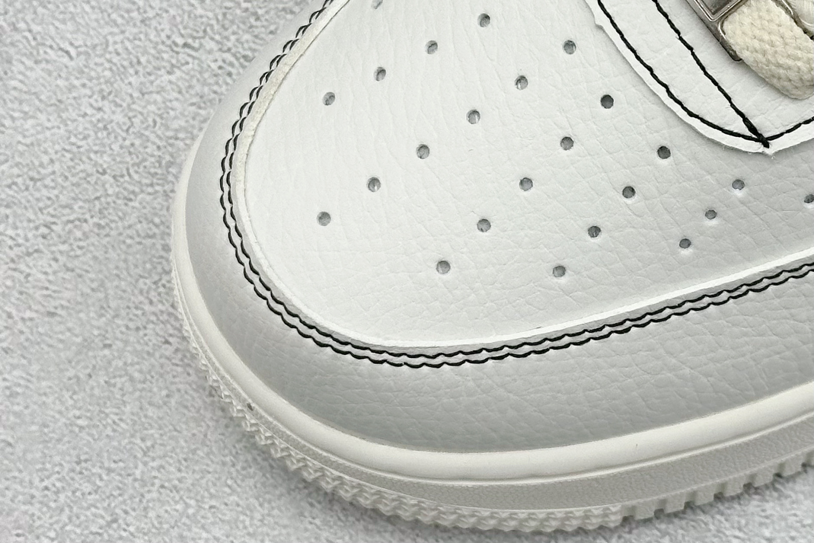 240 Nike Air Force 1 Low 07 x The North Face 白黑绑带小勾  AM1588-012