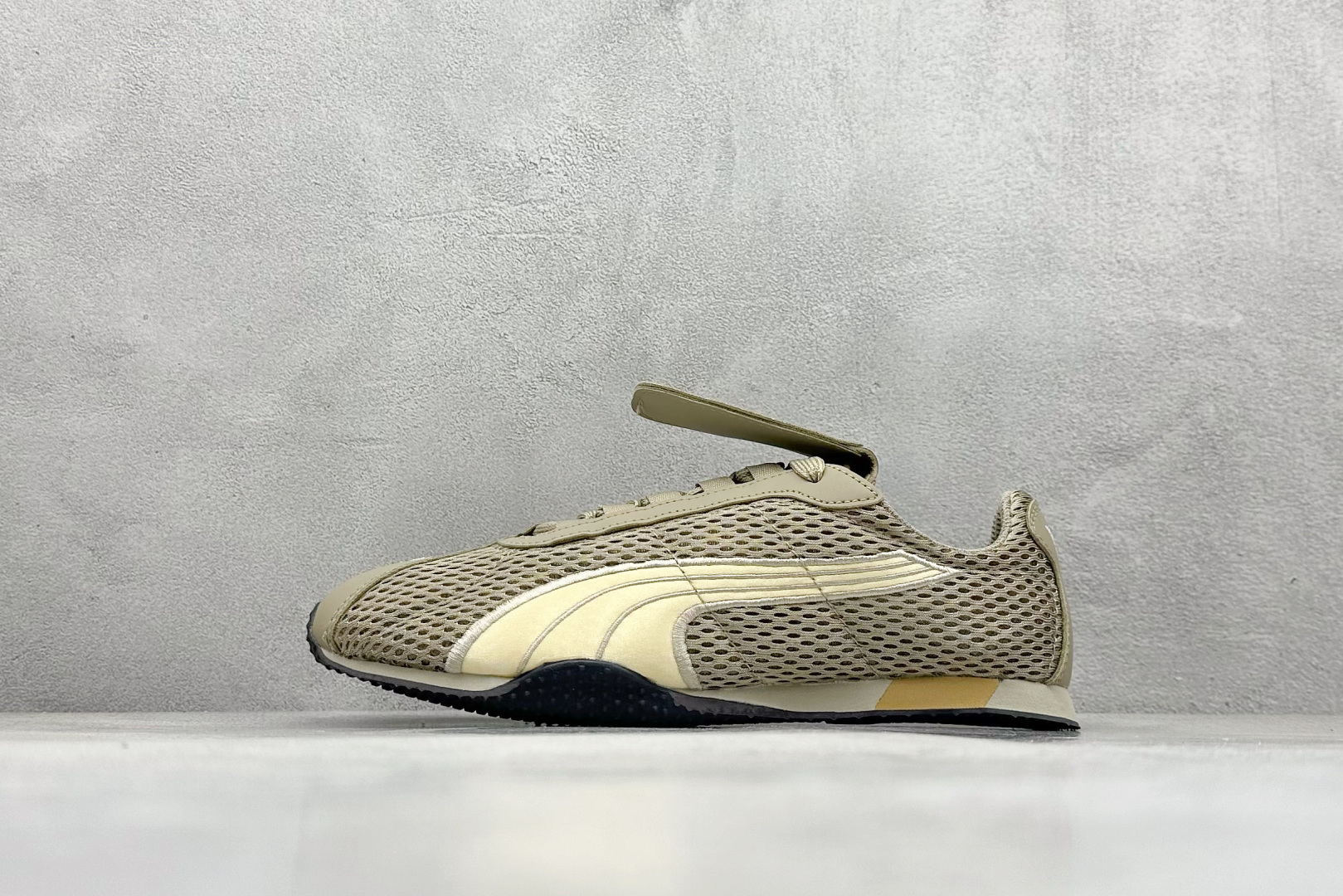 Puma H-Street OG 彪马低帮生活休闲鞋 货号：405046-02  尺码：36 37 37.5 38 38.5 39 40 40.5 41 42 42.5 43 44 45-选品中心