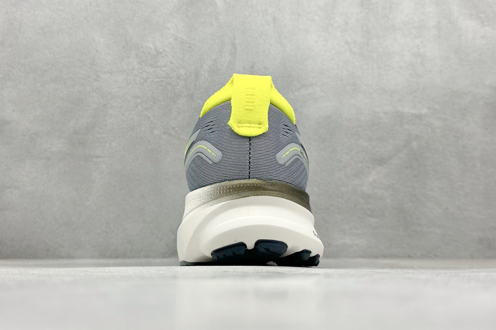 180 Asics Gel-Kayano 32代 运动休闲透气专业跑鞋 1011C052-021