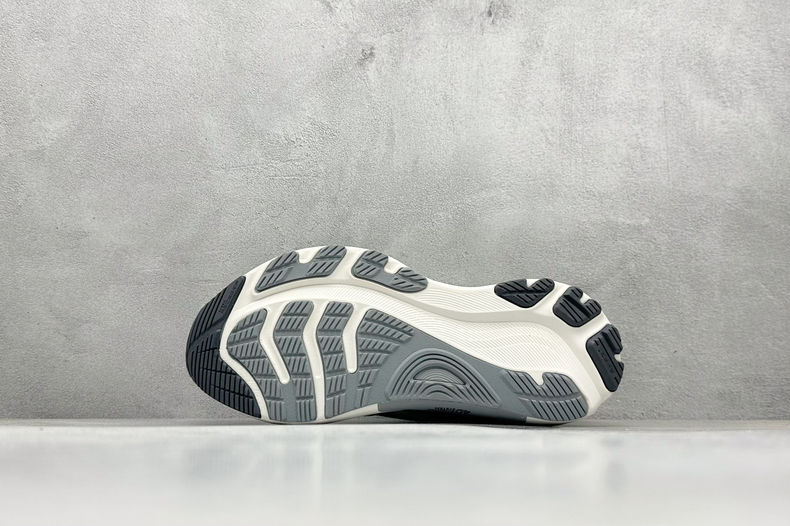 180 Asics Gel-Kayano 32代 运动休闲透气专业跑鞋 1011C052-021