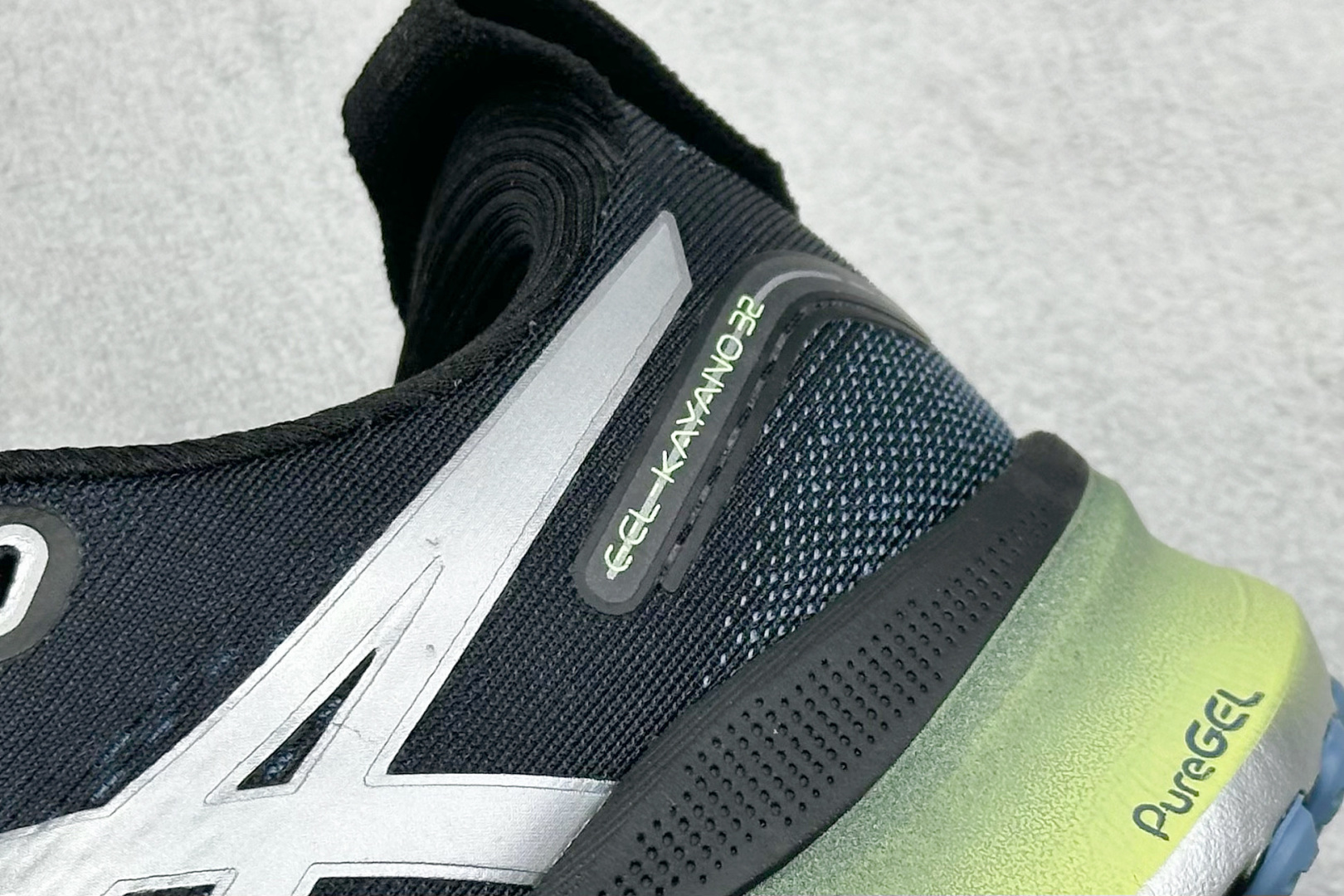 180 Asics Gel-Kayano 32代 运动休闲透气专业跑鞋 1012B904-001