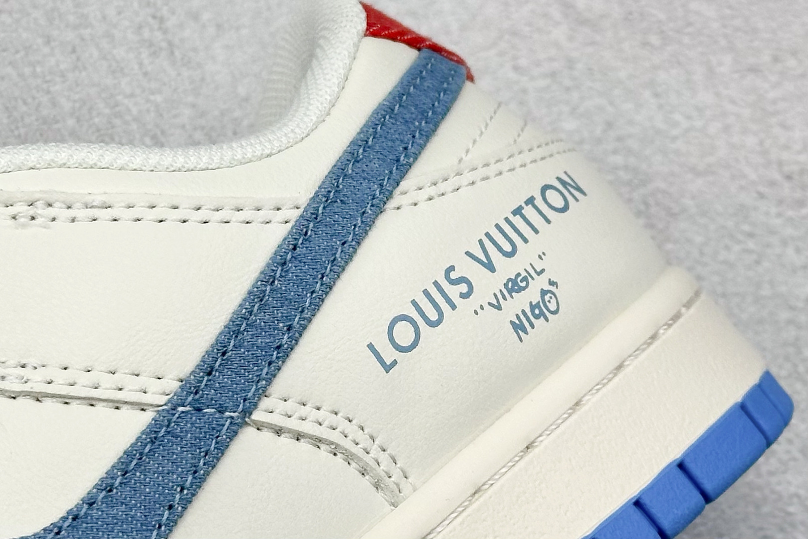 280 Nike SB Dunk Low“ LV联名——夏季冰蓝红” 周年高端定制 低帮休闲板鞋  SM6668-101