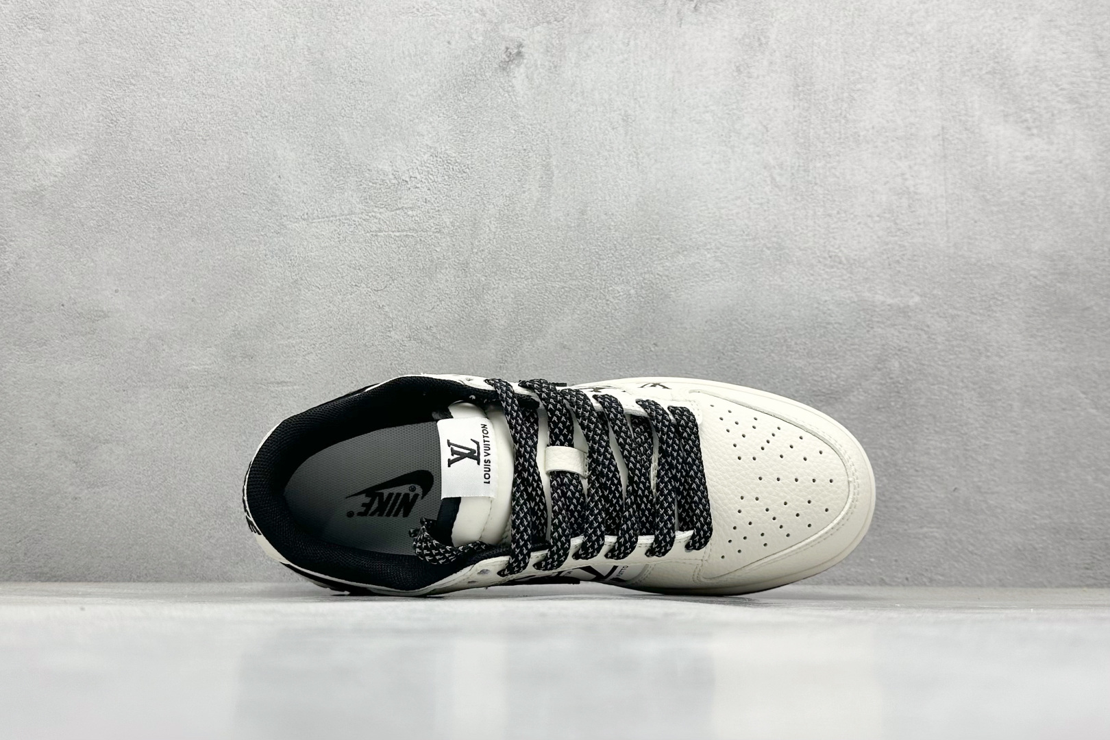 280 Nike SB Dunk Low LV联名 印花米黑 高端定制 低帮休闲板鞋  QW5836-021