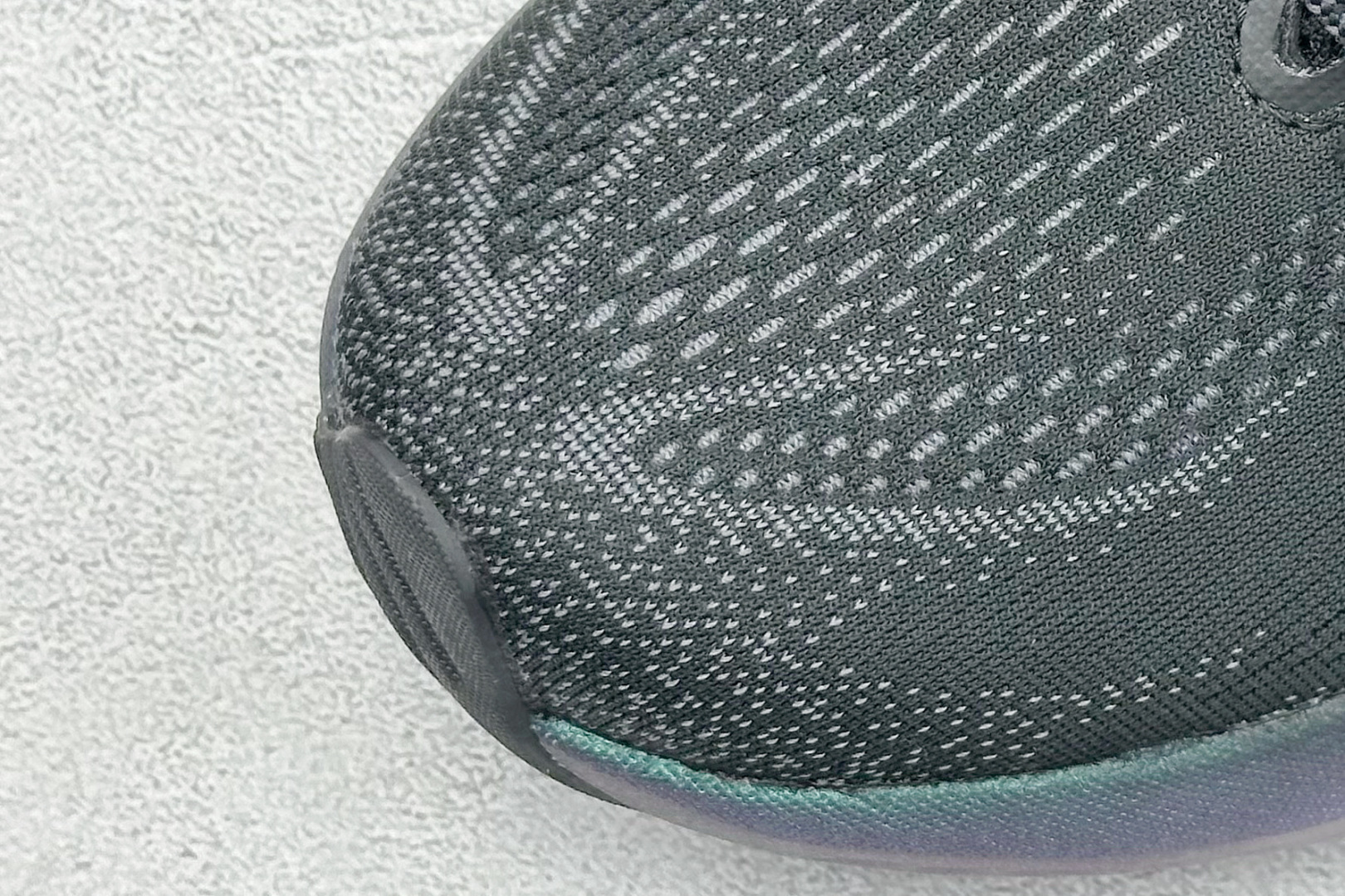200 Brooks 布鲁克斯 Glycerin 22 超弹轻盈跑步鞋  110445 1D 026