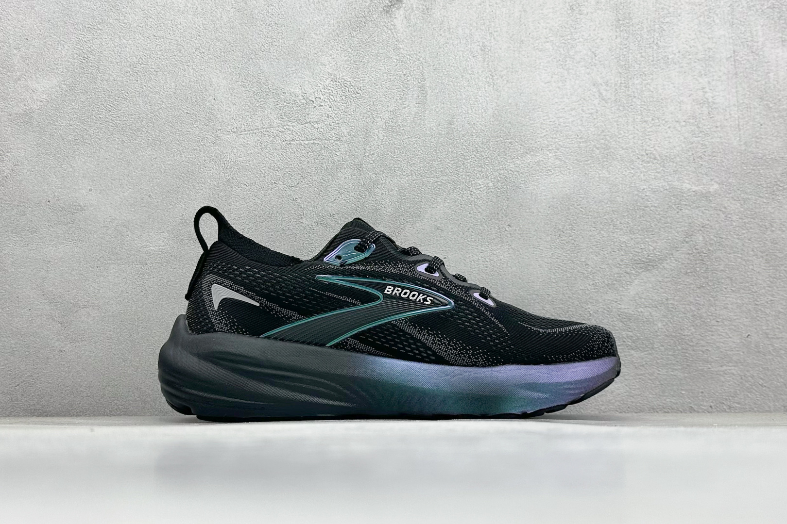 200 Brooks 布鲁克斯 Glycerin 22 超弹轻盈跑步鞋  110445 1D 026