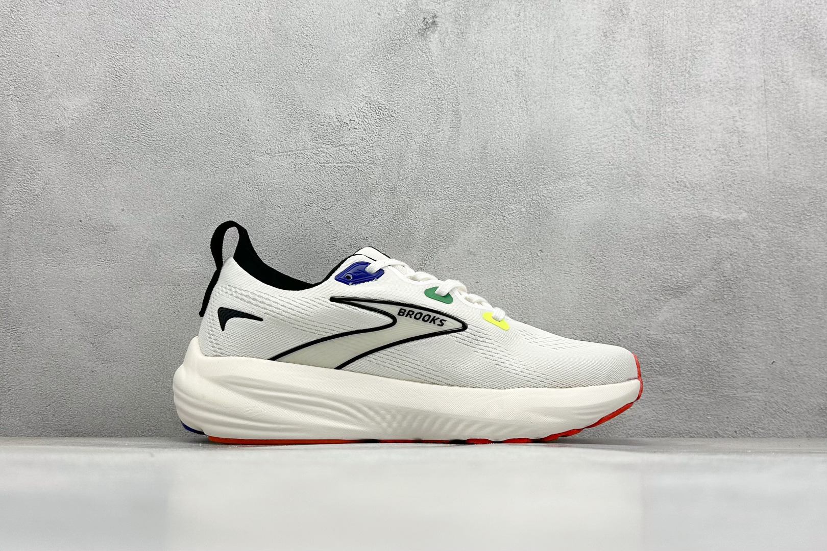 200 Brooks 布鲁克斯 Glycerin 22 超弹轻盈跑步鞋 110445 1D 185