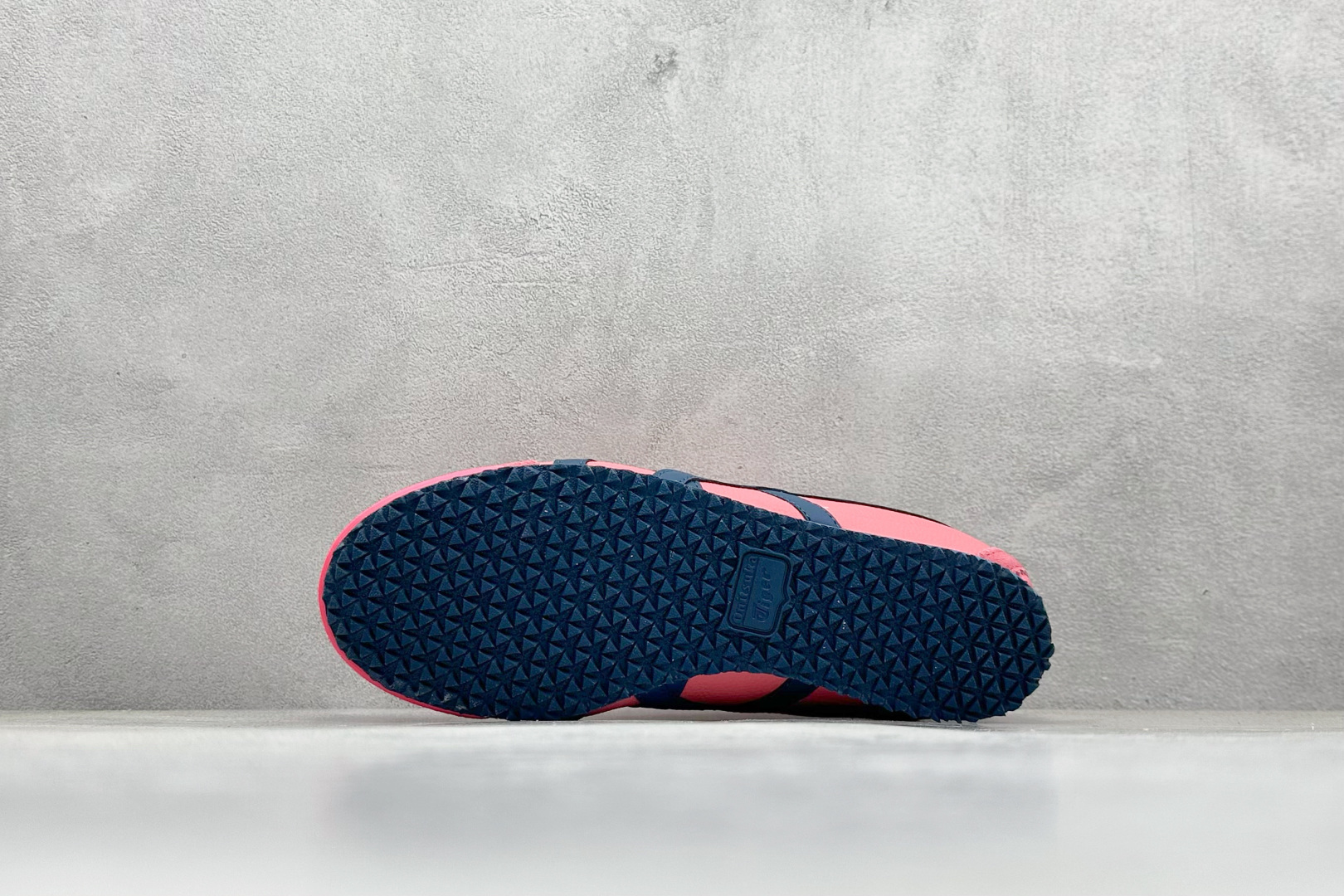 图片[4]-GS版 Asics 鬼冢虎 Mexico 66 休闲低帮板鞋 印尼厂Oem原单材料 除成型在PT外 其余全部客供材料 淘宝B级代购店铺内供 四联官方吊牌 乳胶组合鞋垫、羊皮纸质中底 不用宰手买专柜 这里满足你 货号：1183B771-700 尺码：36-45-选品中心