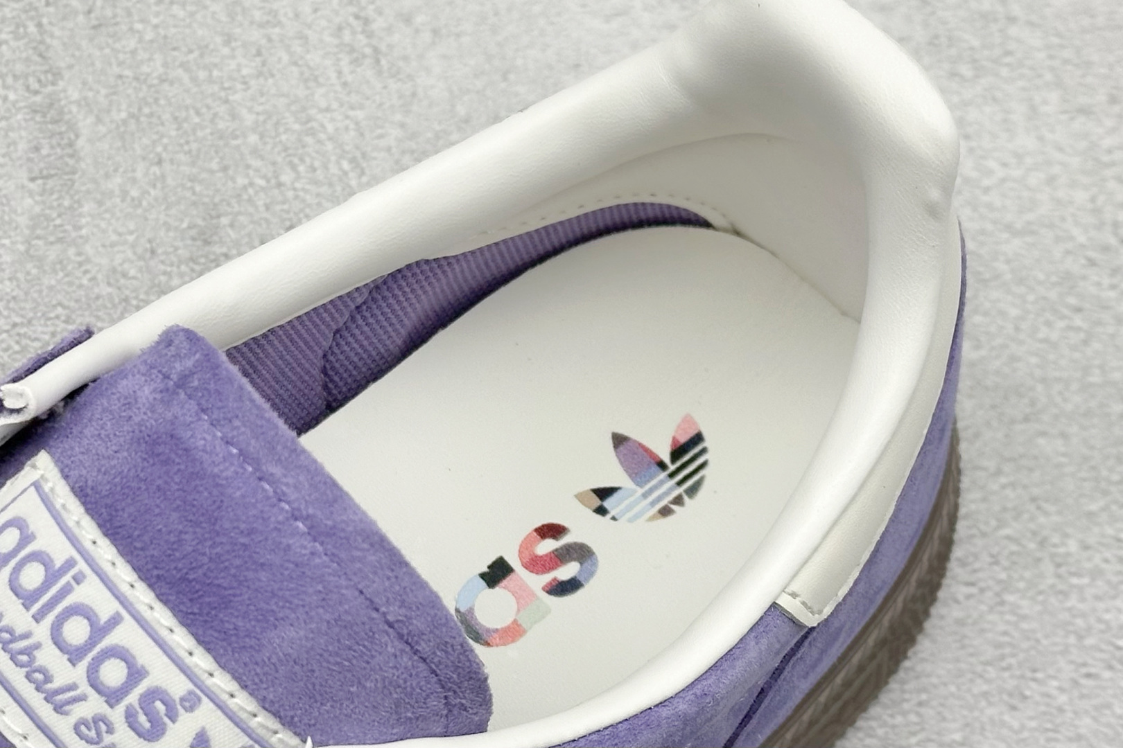 180 S2AdidHandball Spezial 复古单品 阿迪达斯经典款复古休闲板鞋  KI5935