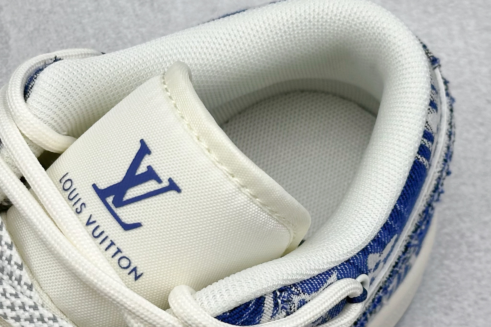 300 XC版Air Jordan 1 Low AJ1 乔1 LV联名 蓝花布抽绳 高端定制 低帮复古篮球鞋 YX5066-373